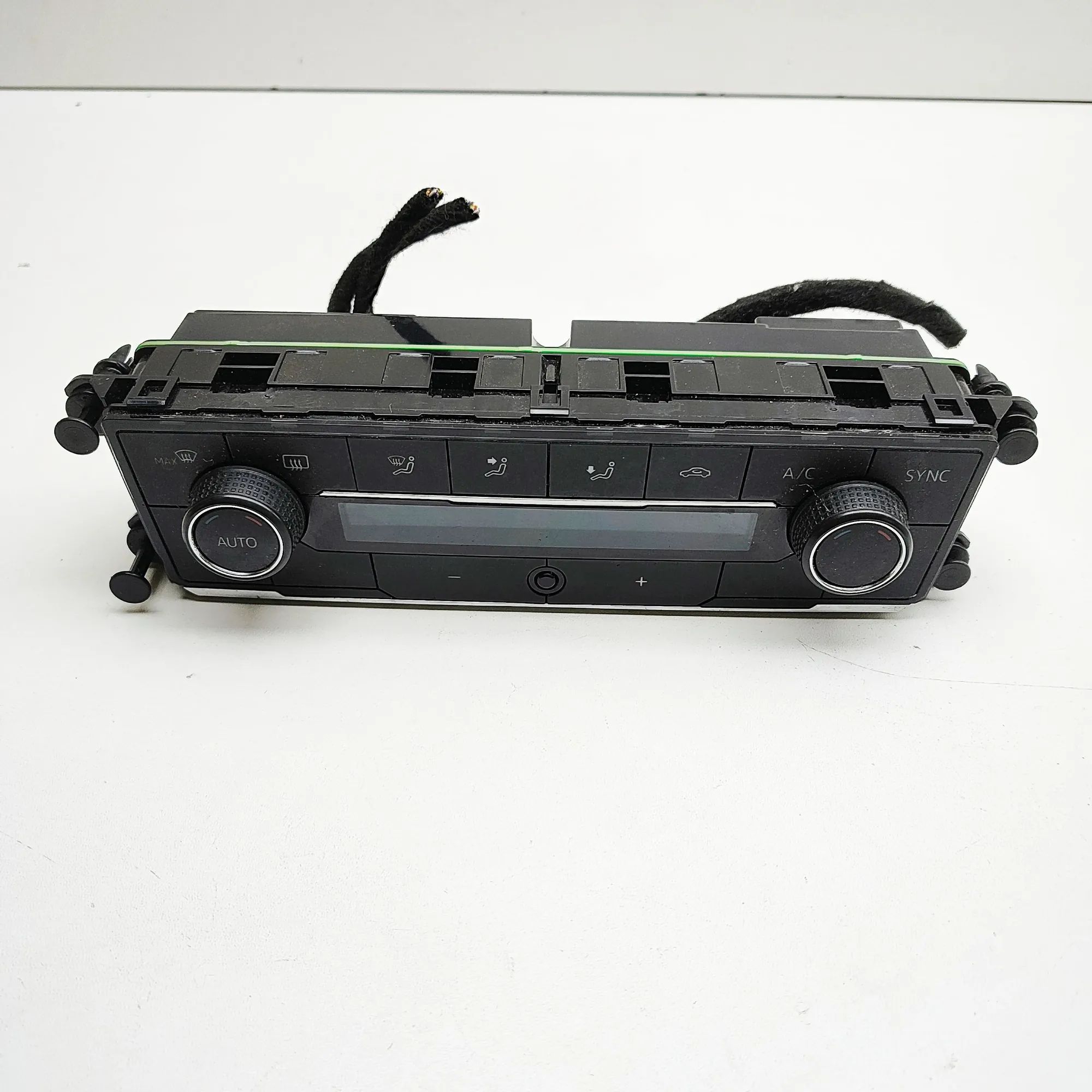 Volkswagen T-Cross Climate control unit Climate control unit — VW T-CROSS (C11) (2018-P...