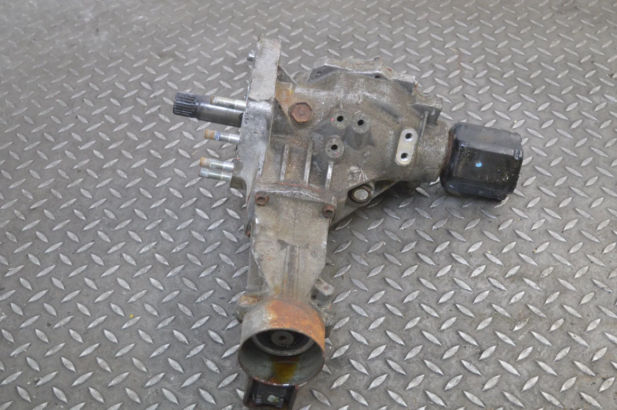 Lexus RX Transfer case Transfer case — LEXUS RX (AL10) (2008-2015)

Ge...
