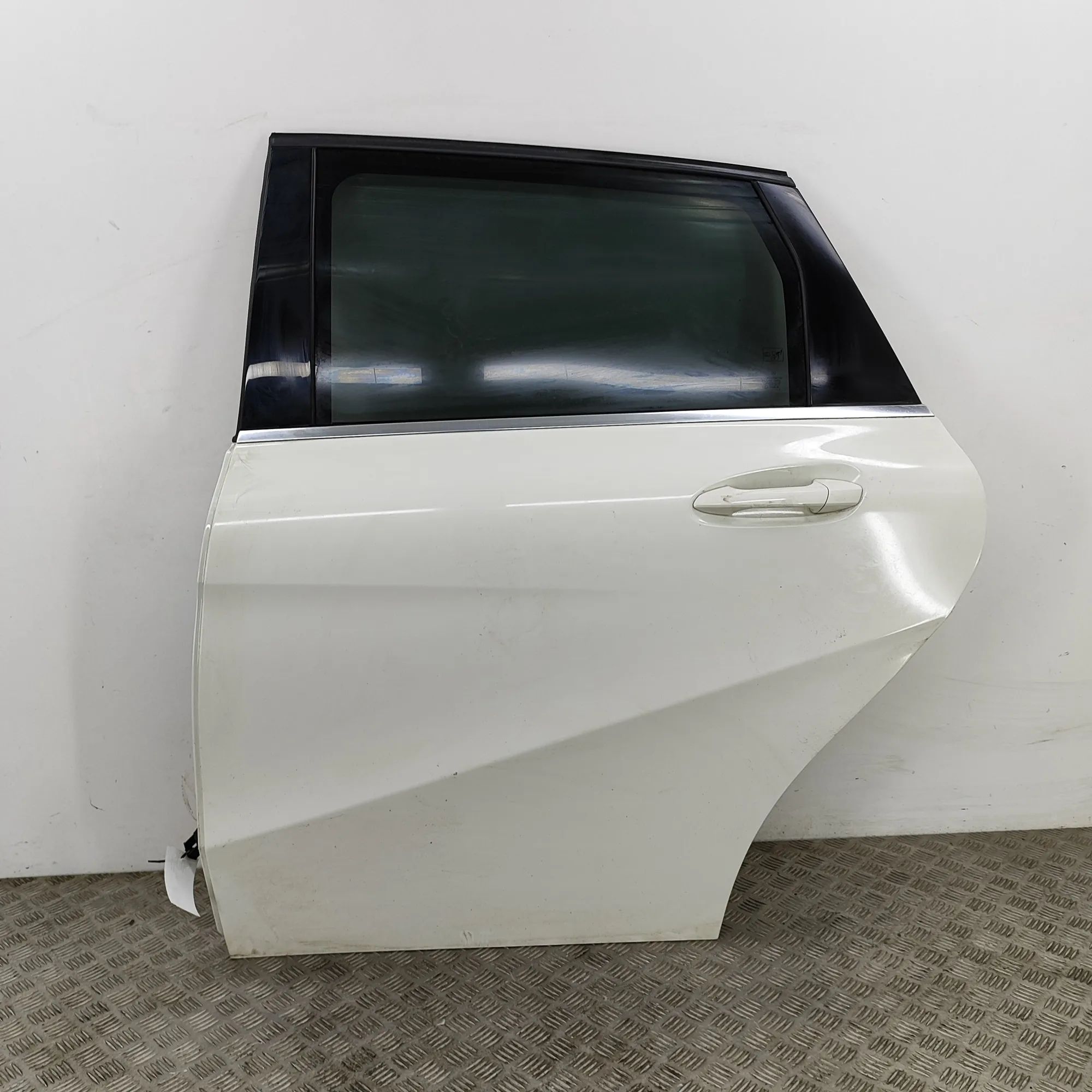 Mercedes-Benz A (W176) Door — rear left Door — rear left — MERCEDES BENZ B-CLASS (W246,...