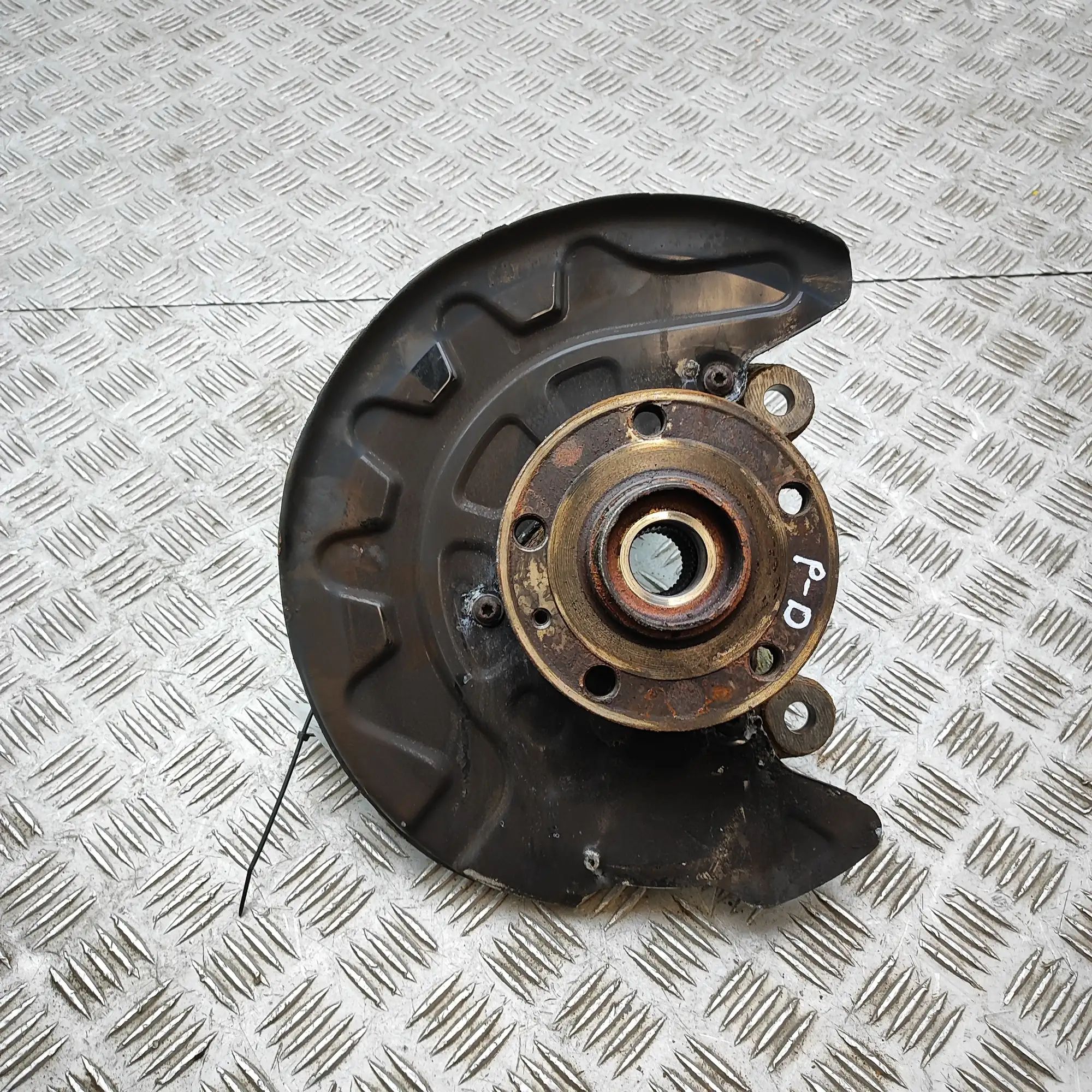 Audi Q2 (GA) Front Right Wheel Hub Front Right Wheel Hub — AUDI Q2 (GA) (2016-PRES...
