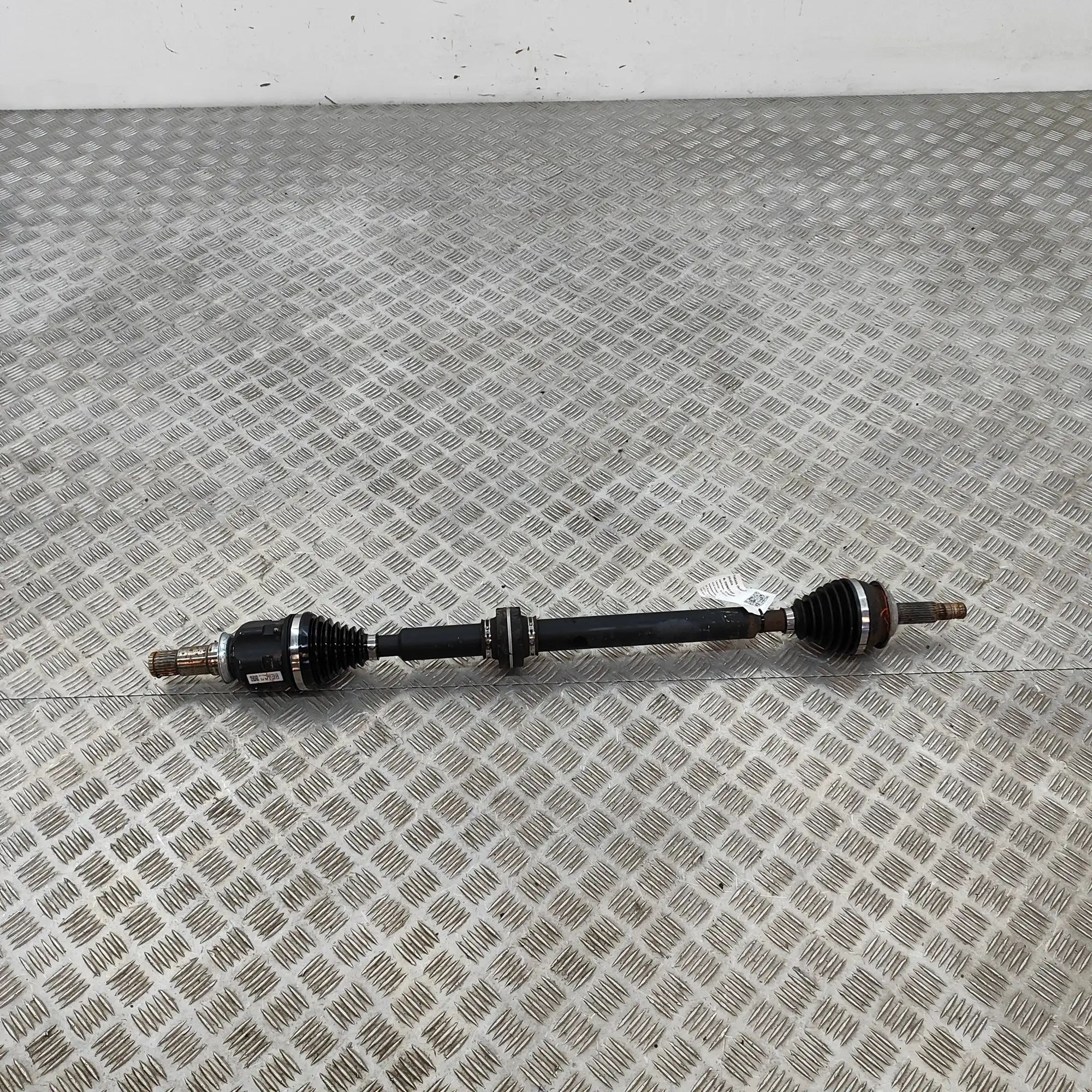 Toyota Prius+ Front Right Driveshaft Front Right Driveshaft — TOYOTA PRIUS III PLUS ...