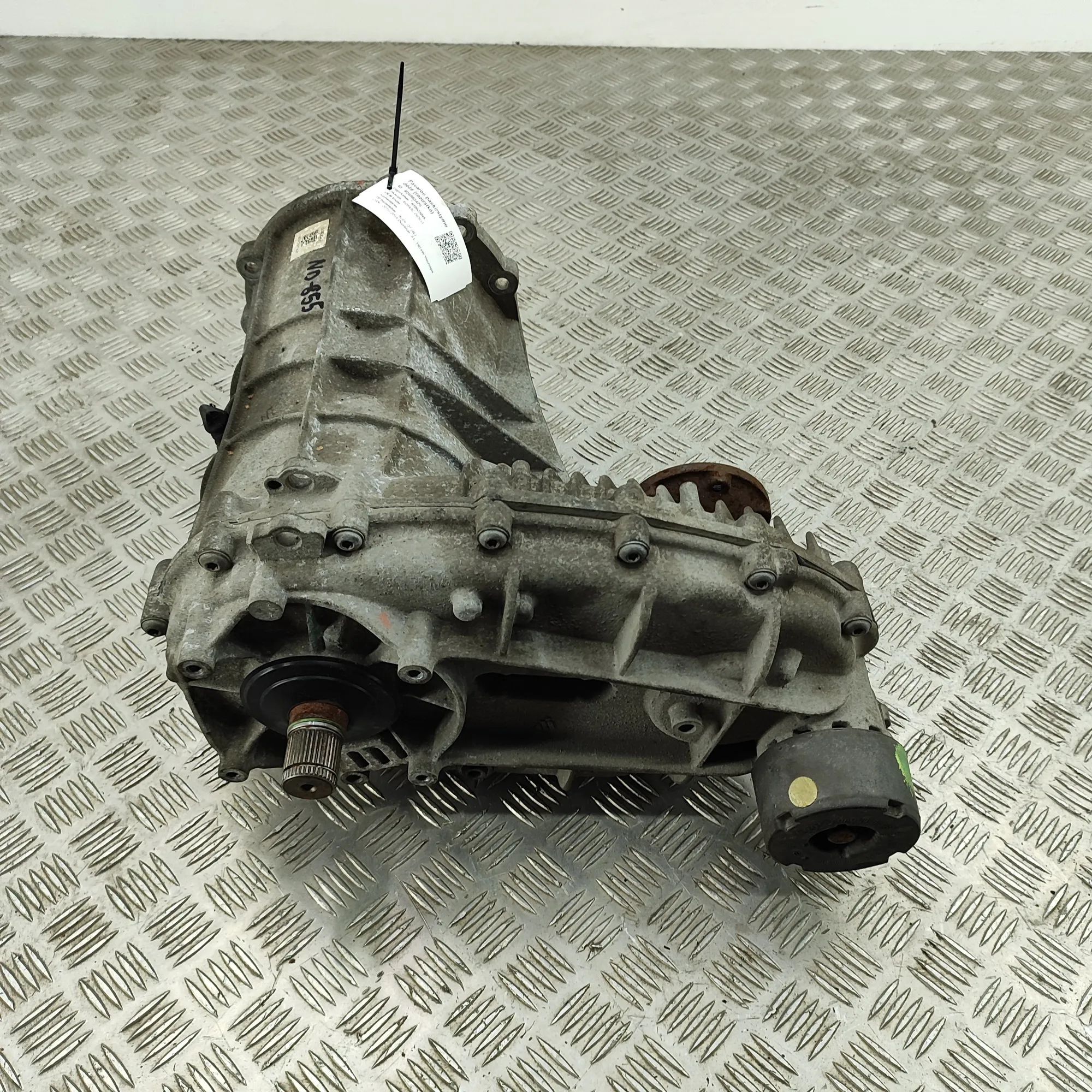 Audi Q7 (4L) Transfer case Transfer case — AUDI Q7 (4L) (2006-2015) — 7L63...