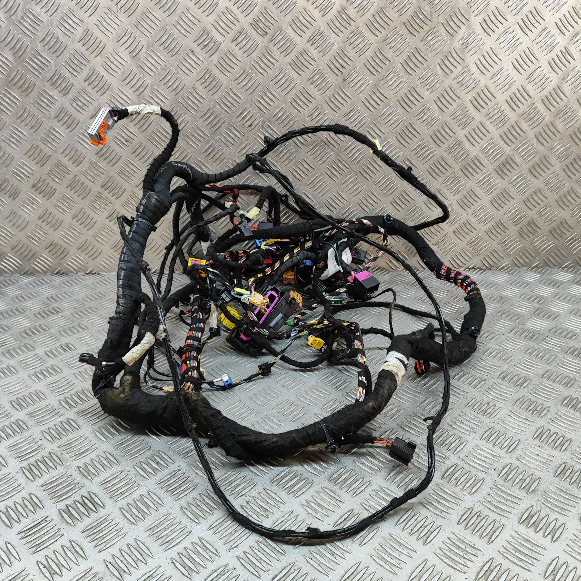 Porsche Taycan Dashboard Wiring Loom Dashboard Wiring Loom — PORSCHE TAYCAN (9J) (20...
