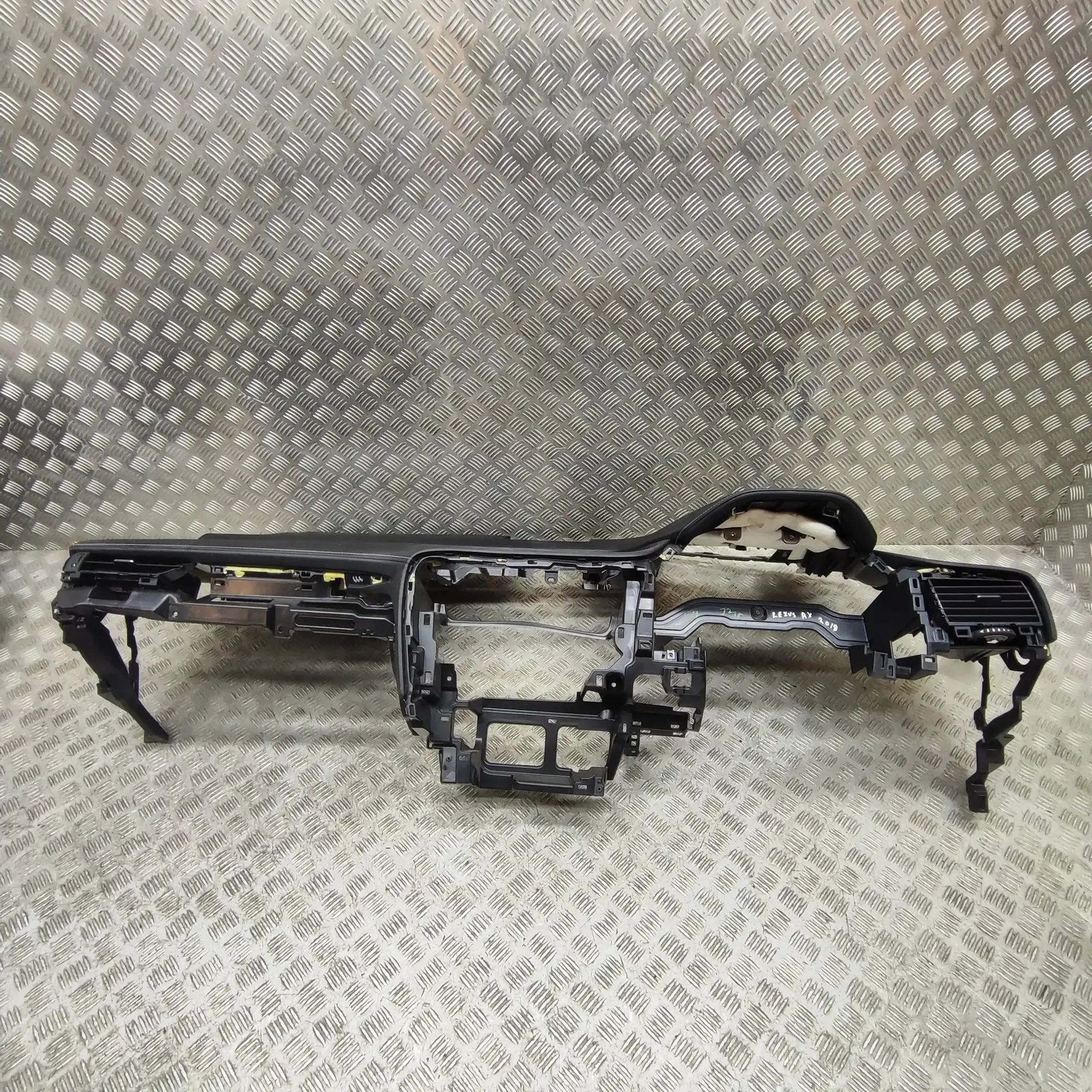 Lexus RX Dashboard Dashboard — LEXUS RX (AL20) (2015-2022) — 55401...