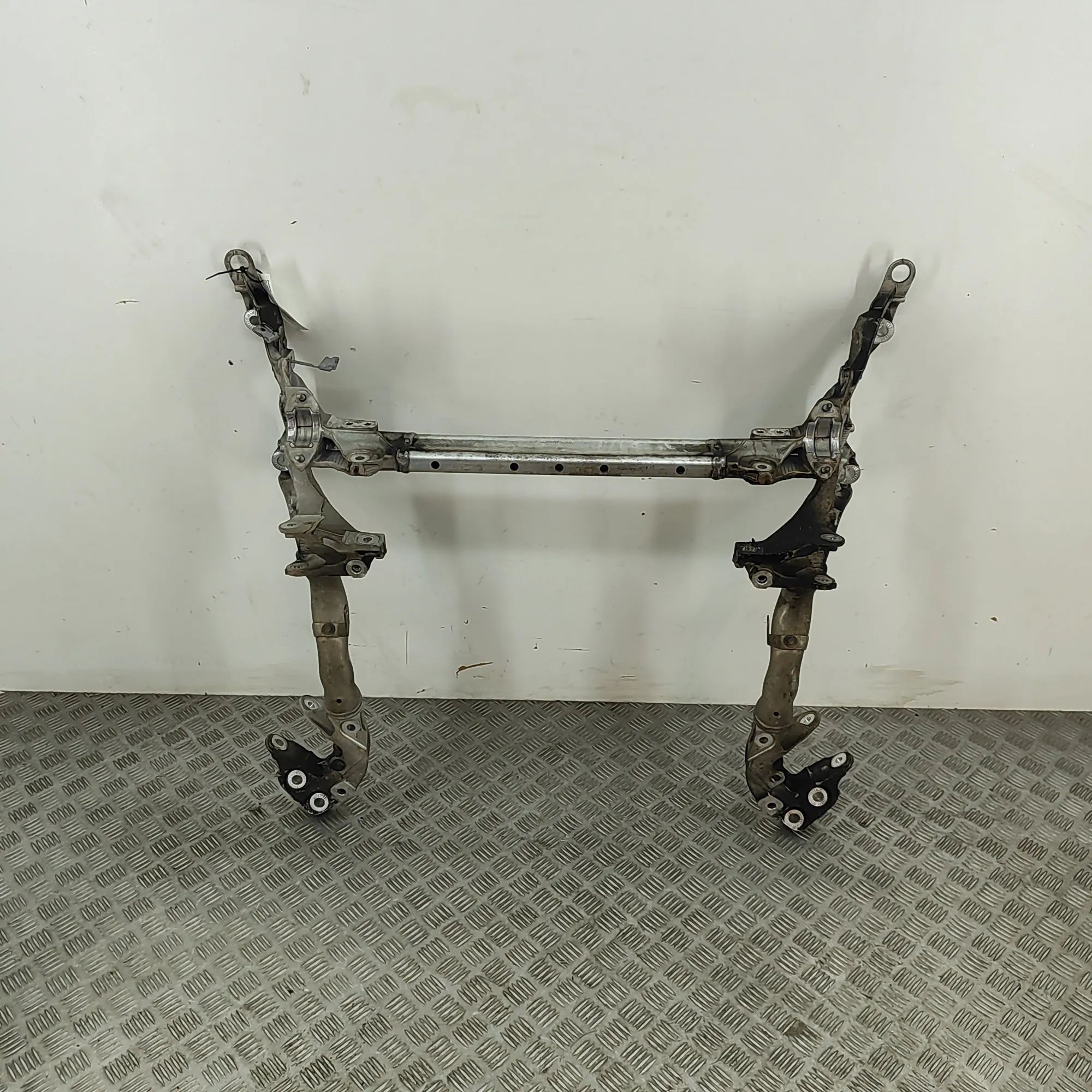 Audi Q5 (8R) Front subframe Front subframe — AUDI Q5 (8R) (2008-2016) — 8R0...