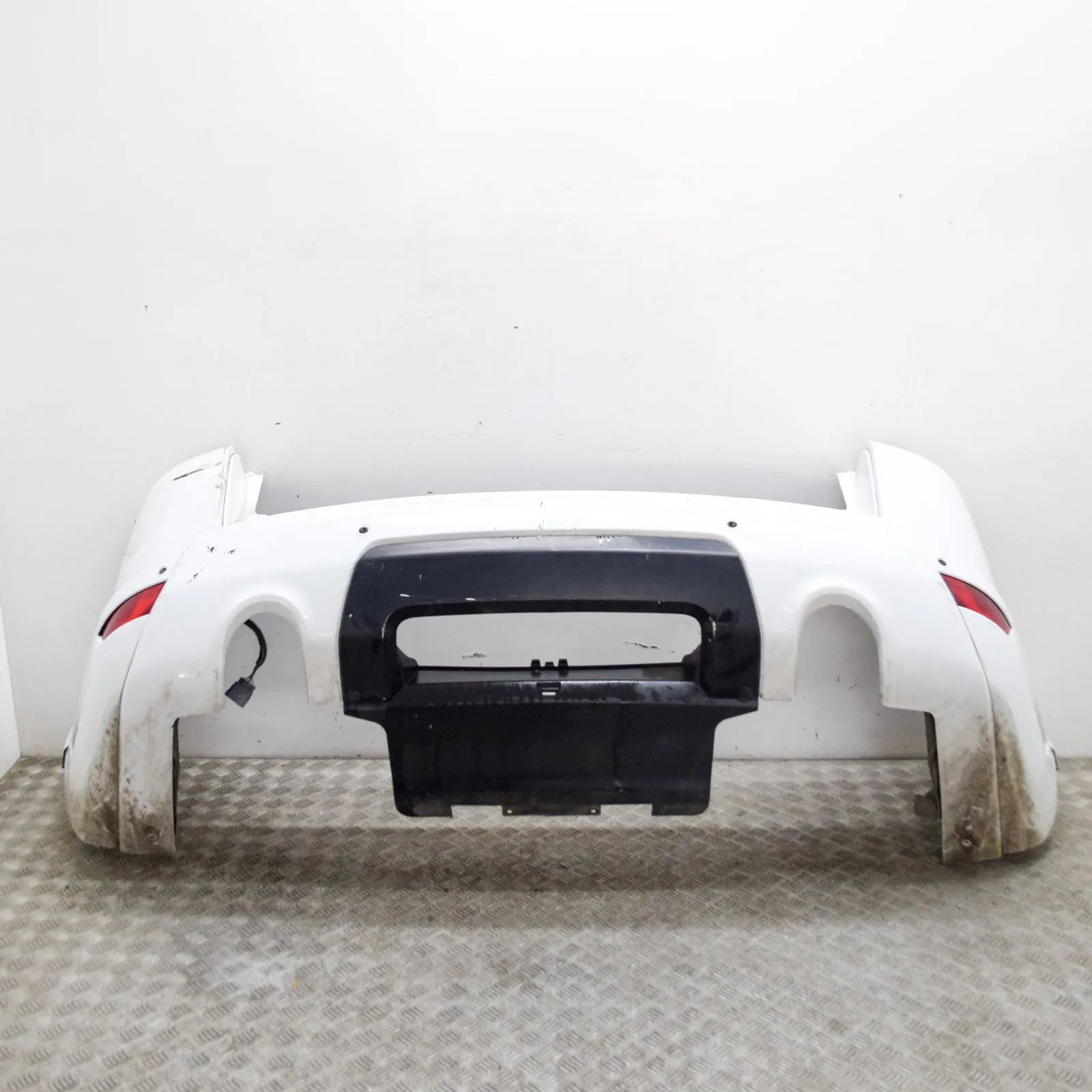 Land Rover Range Rover Sport (L494) Bumper rear Bumper rear — LAND ROVER RANGE ROVER SPORT (L49...