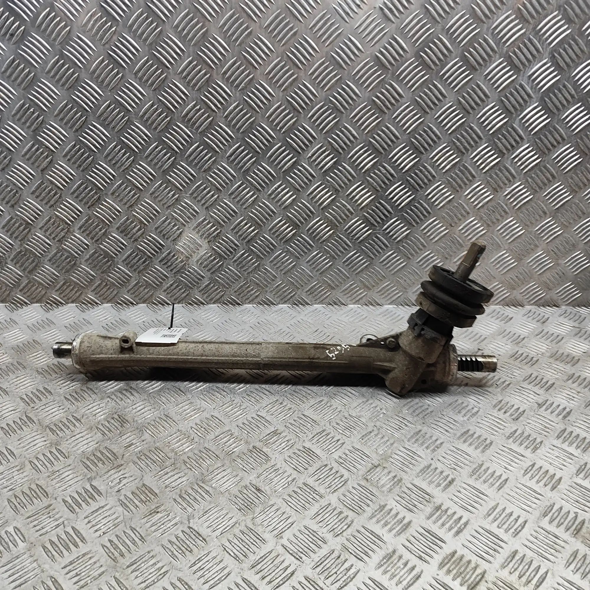 Nissan Leaf ohjaushammastanko Steering Rack — NISSAN LEAF (ZE1) (2017-PRESENT...