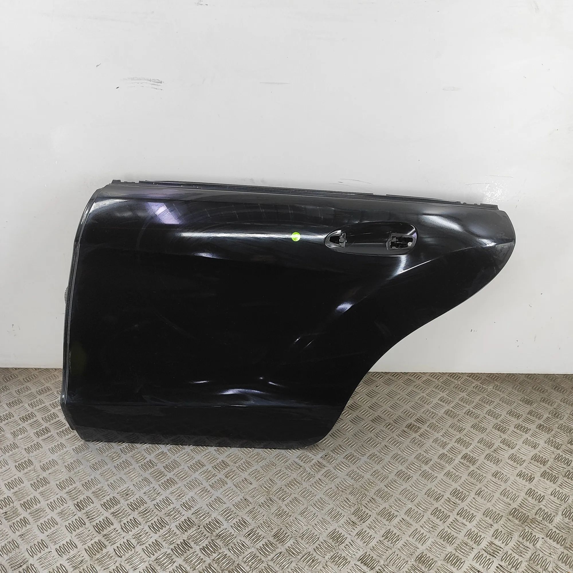 Mercedes-Benz CLS (C218) Door — rear left Door — rear left — MERCEDES BENZ CLS (C218) (20...