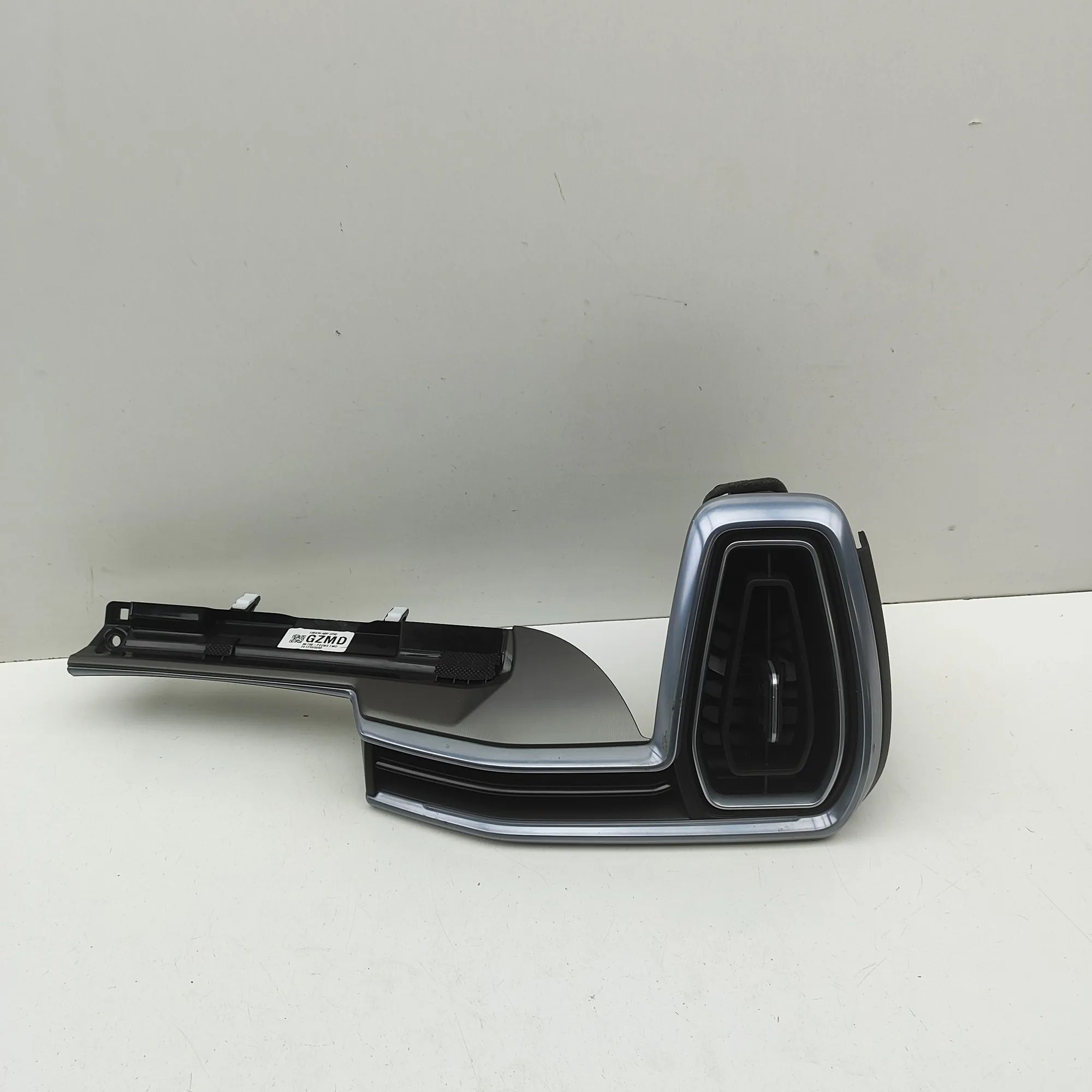 Kia Sorento Dashboard Air Vents Dashboard Air Vents — KIA SORENTO (IV MQ4, MQ4A...