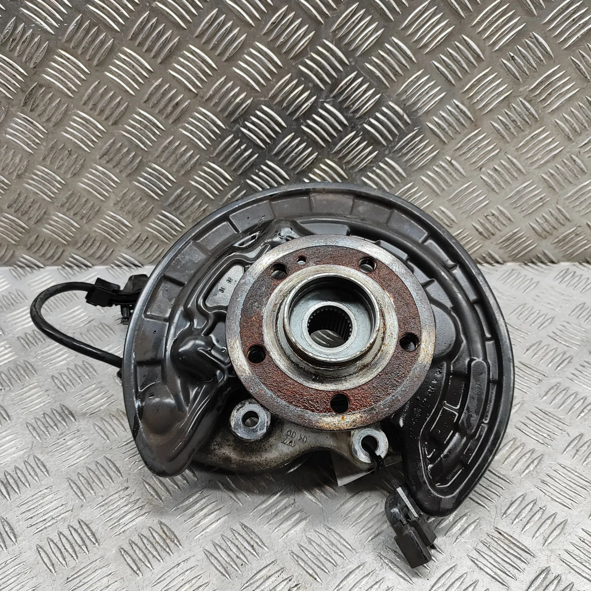 Mercedes-Benz A (W177) Rear Left Wheel Hub Spindle Rear Left Wheel Hub Spindle — MERCEDES BENZ A-C...
