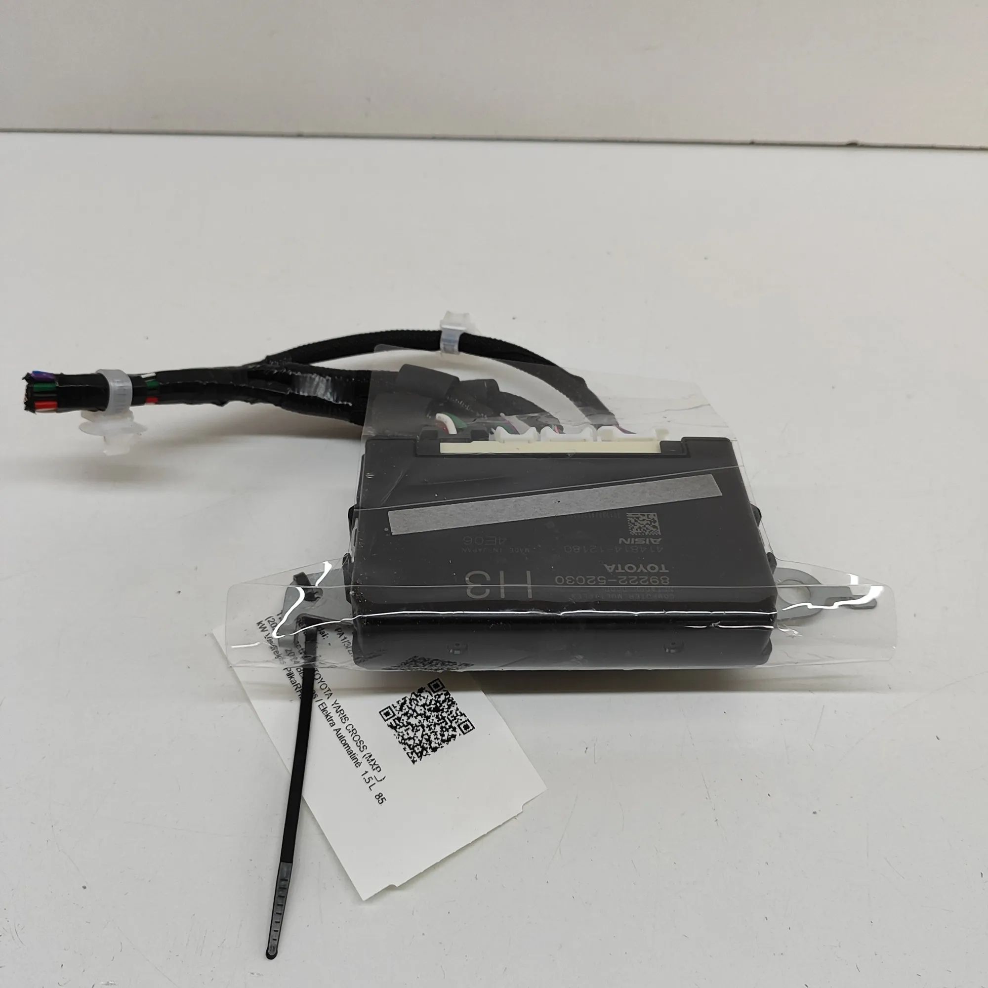 Toyota Yaris Other Control Units Other Control Units — TOYOTA YARIS (CROSS MXP_)...