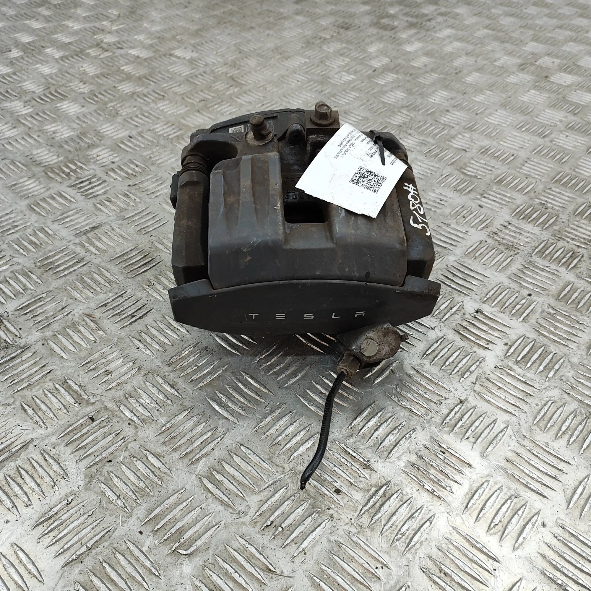 Tesla Model X Brake caliper — rear left Brake caliper — rear left — TESLA MODEL X (5YJX...