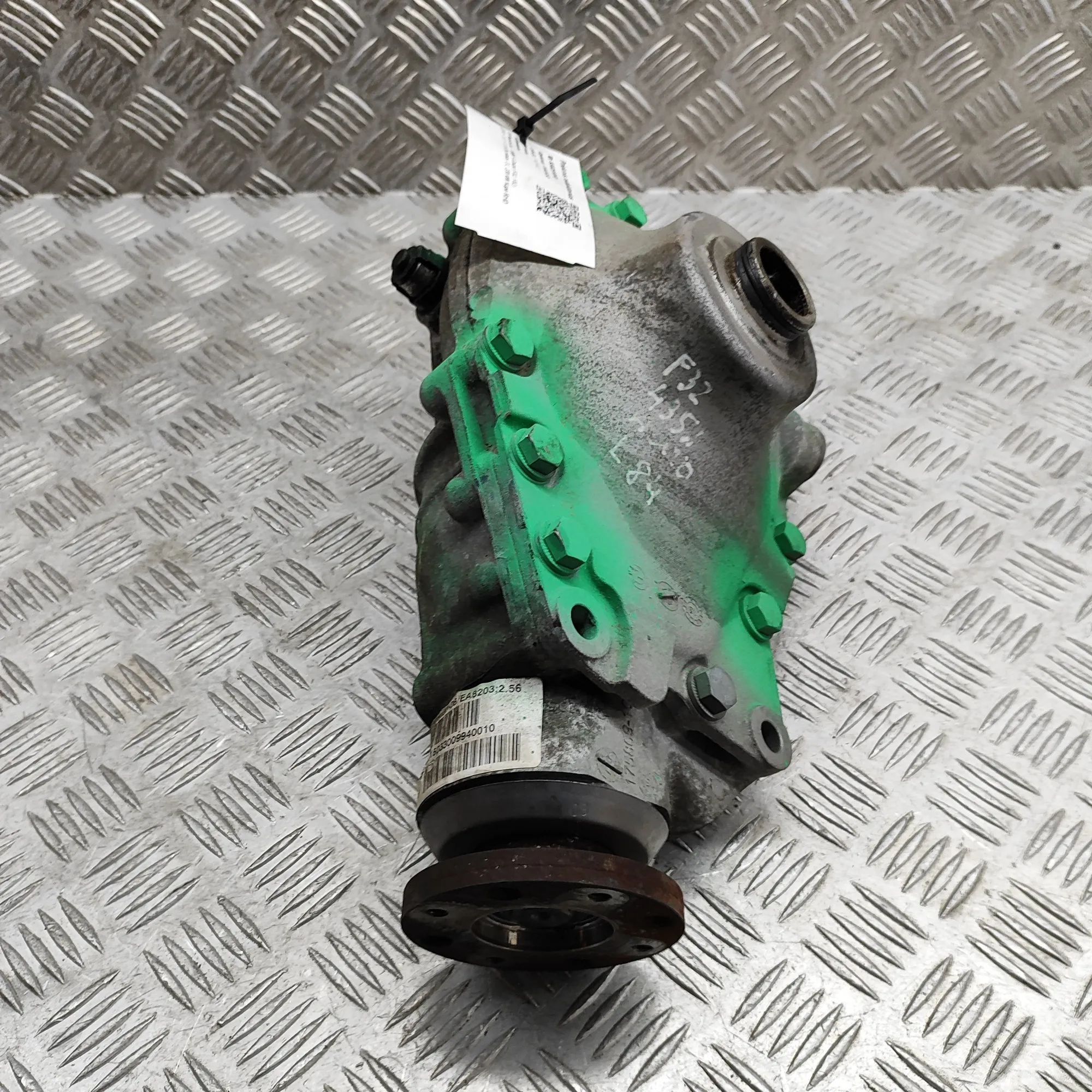 BMW 4 (F32 / F33 / F36) front differential Front differential — BMW 4 SERIES (F32, F33, F3...