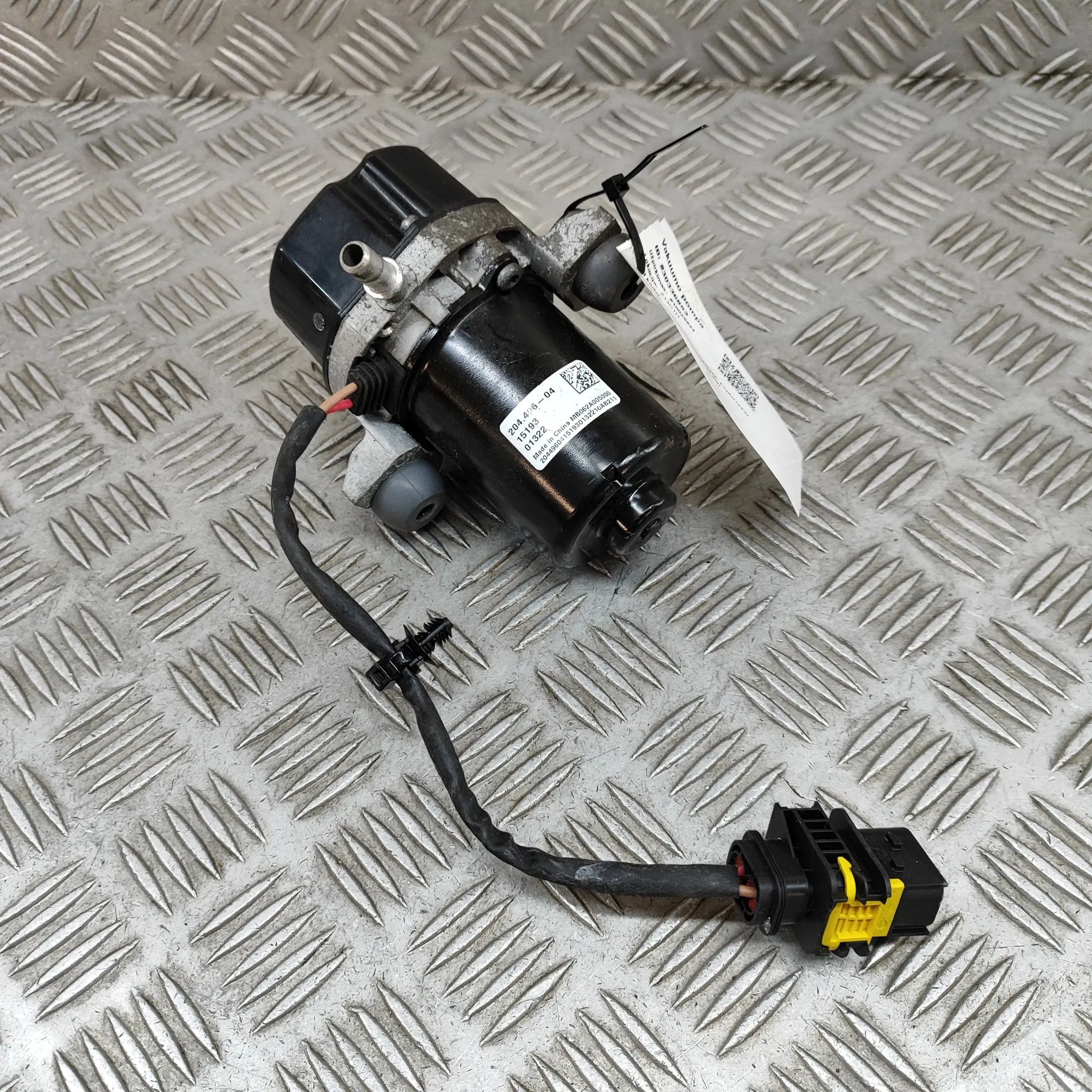 Mercedes-Benz GLA / EQA (H247) Vacuum pump Vacuum Pump — MERCEDES BENZ EQA (H243) (2021-PR...