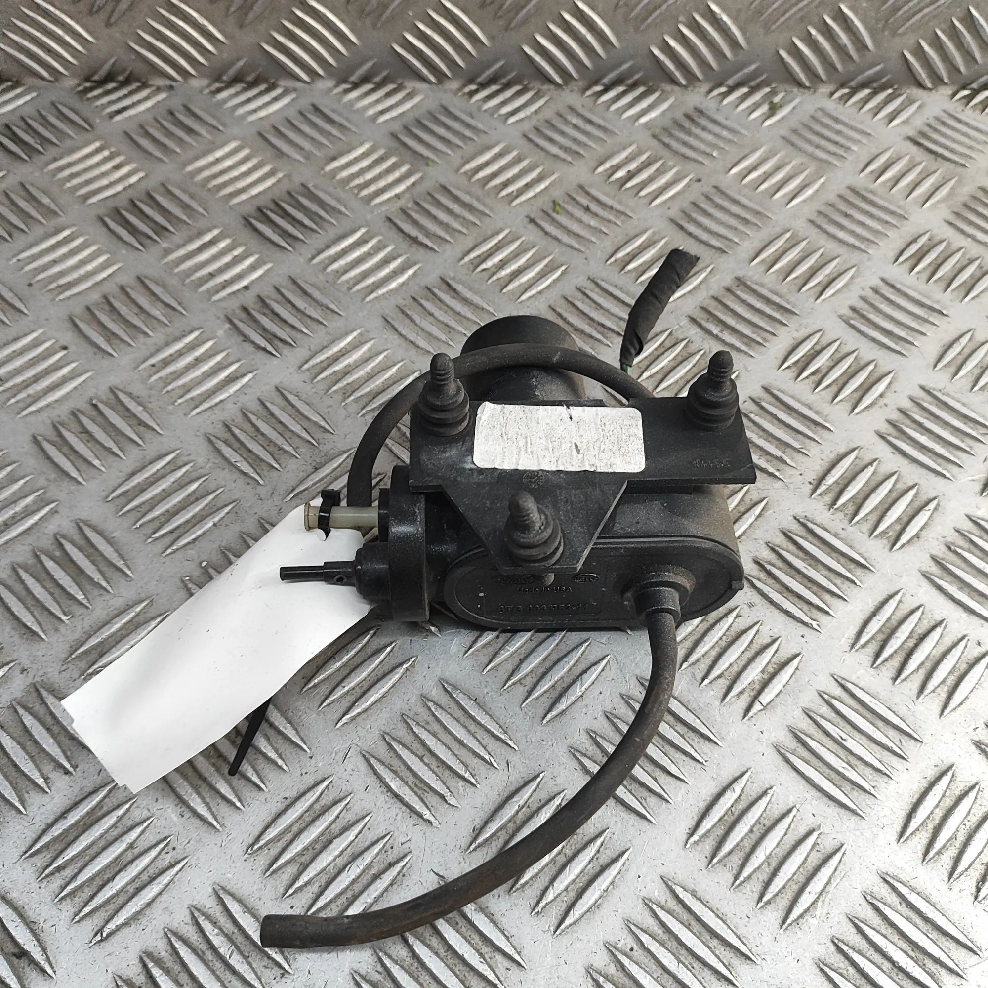 Vacuum pump Brand/Model: ASTON MARTIN VANTAGE
Year: 2006
En...