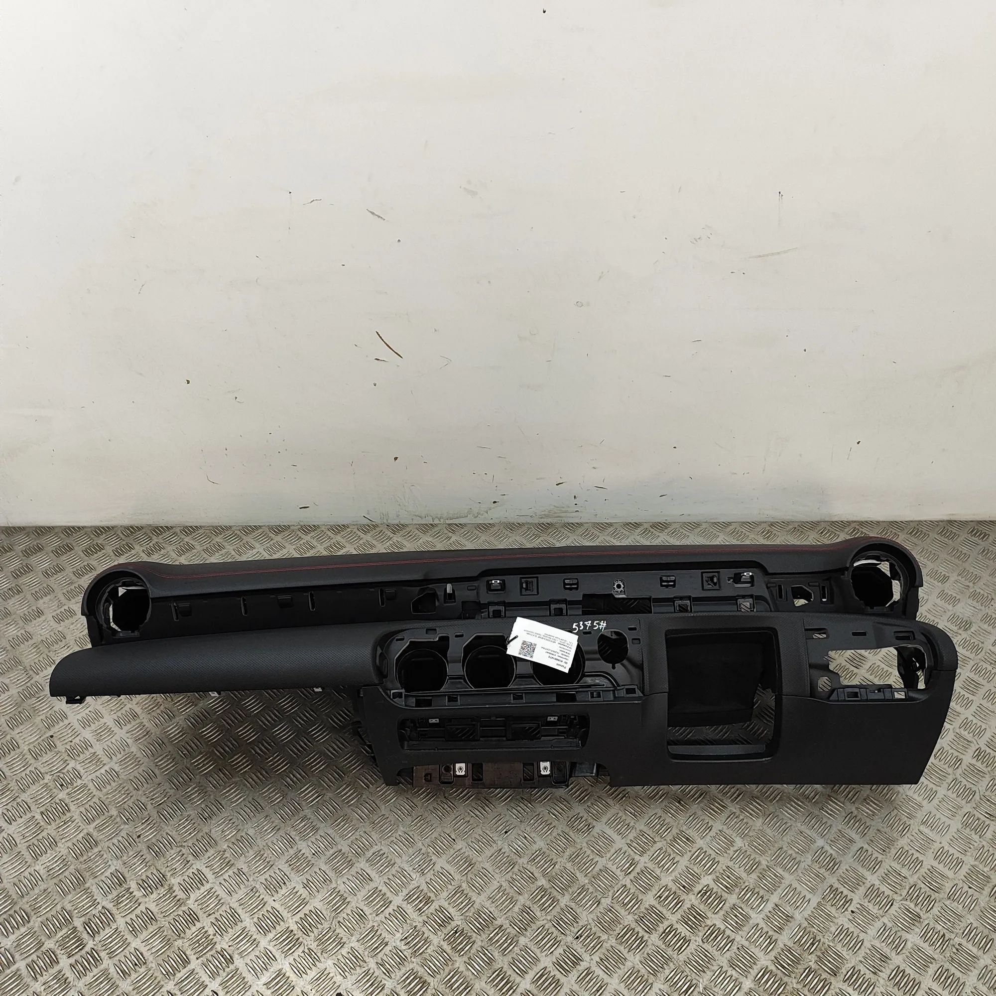 Mercedes-Benz CLA (C118) Dashboard Dashboard — MERCEDES BENZ CLA (Coupe C118) (201...