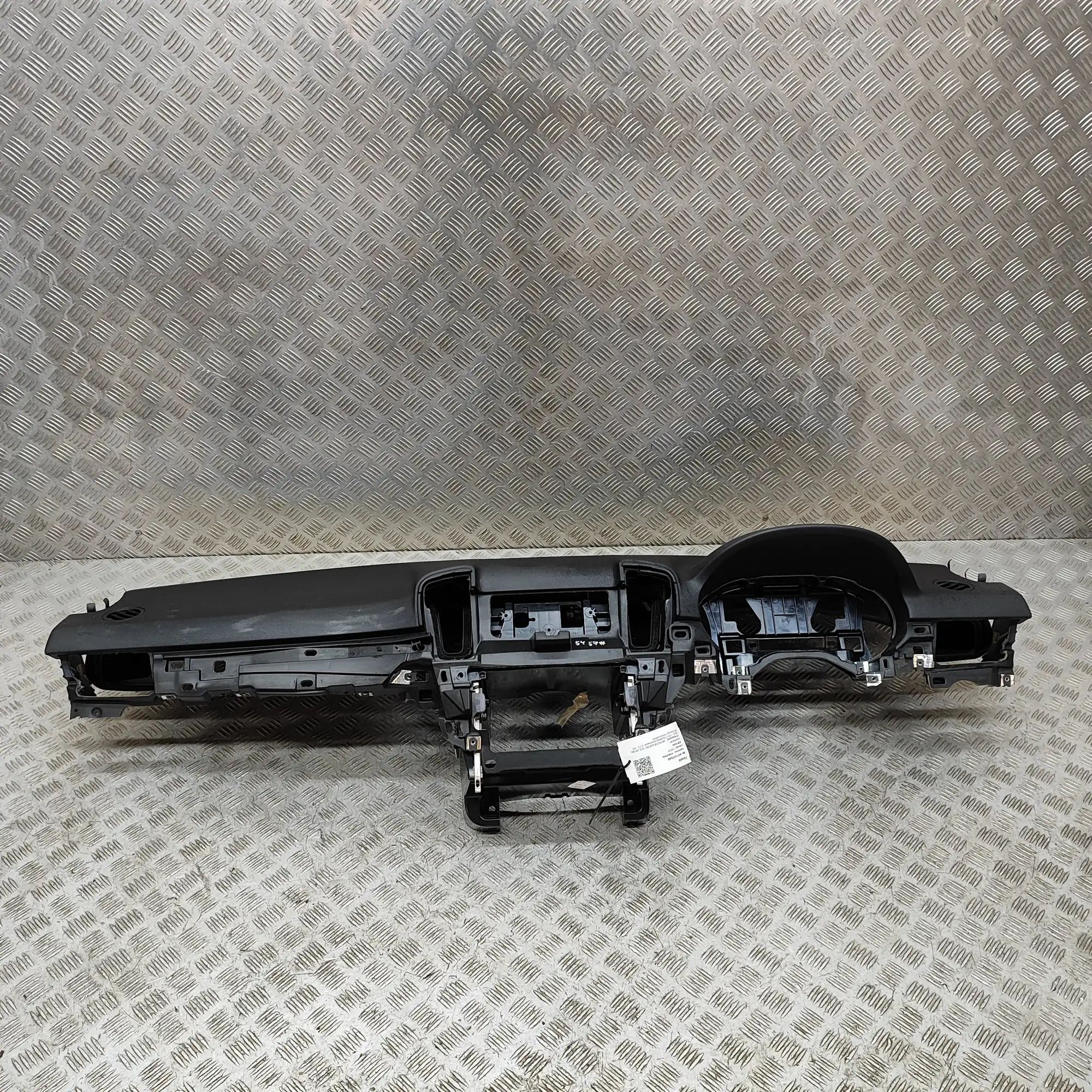 Mercedes-Benz ML / GLE (W166) Dashboard Dashboard — MERCEDES BENZ GLE (W166) (2015-2019...