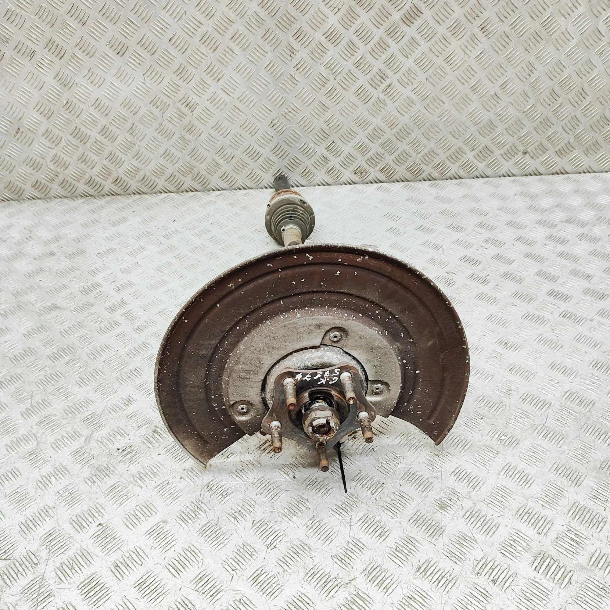 Jaguar XK Rear Left Wheel Hub Spindle Rear Left Wheel Hub Spindle — JAGUAR XK (X150) ...