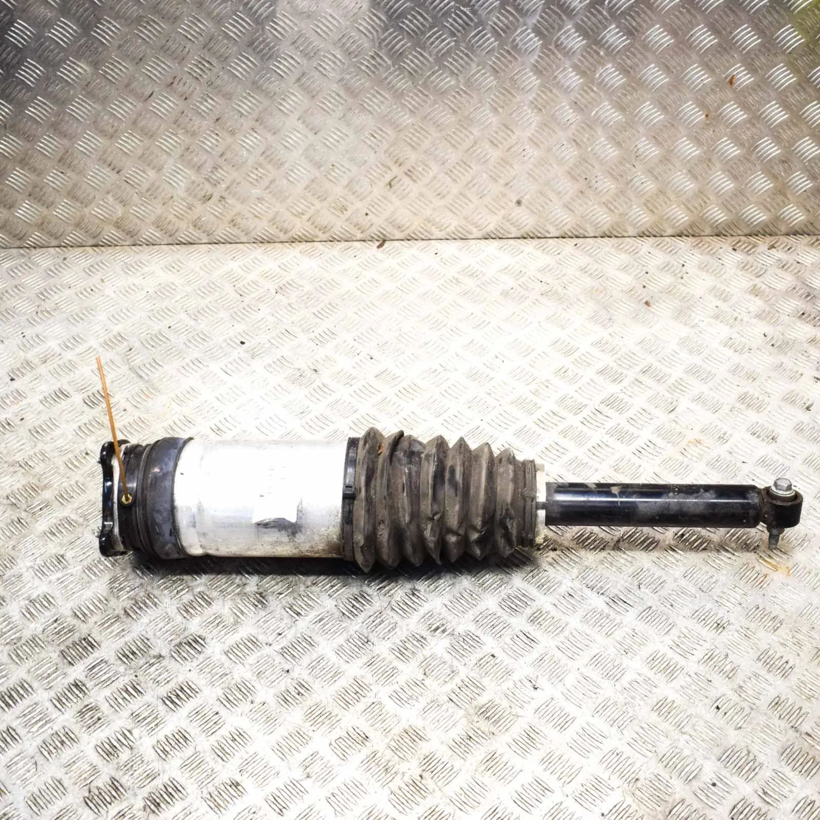 Tesla Model S Rear Left Air Shock Absorber Rear Left Air Shock Absorber — TESLA MODEL S (5...
