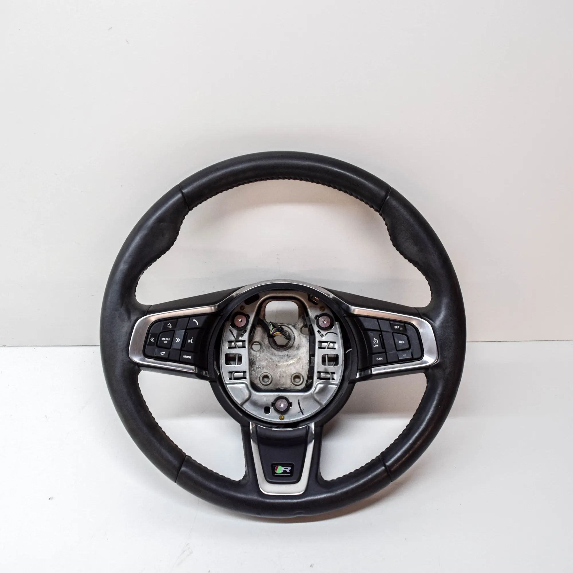 Jaguar E-Pace steering wheel Steering Wheel — JAGUAR E-PACE (X540) (2017-PRE...