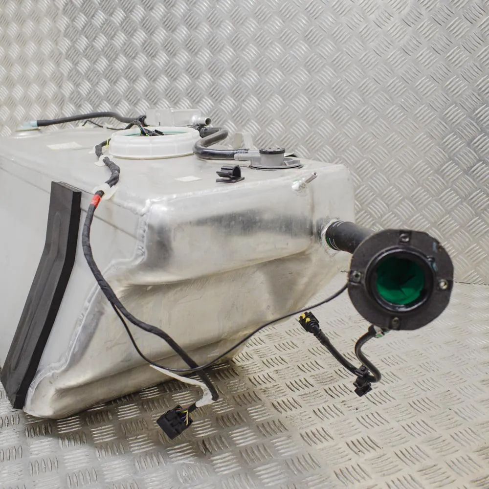 Maserati GranTurismo / GranCabrio kütusepaak Fuel Tank — MASERATI GRAN TURISMO I (M145) (200...