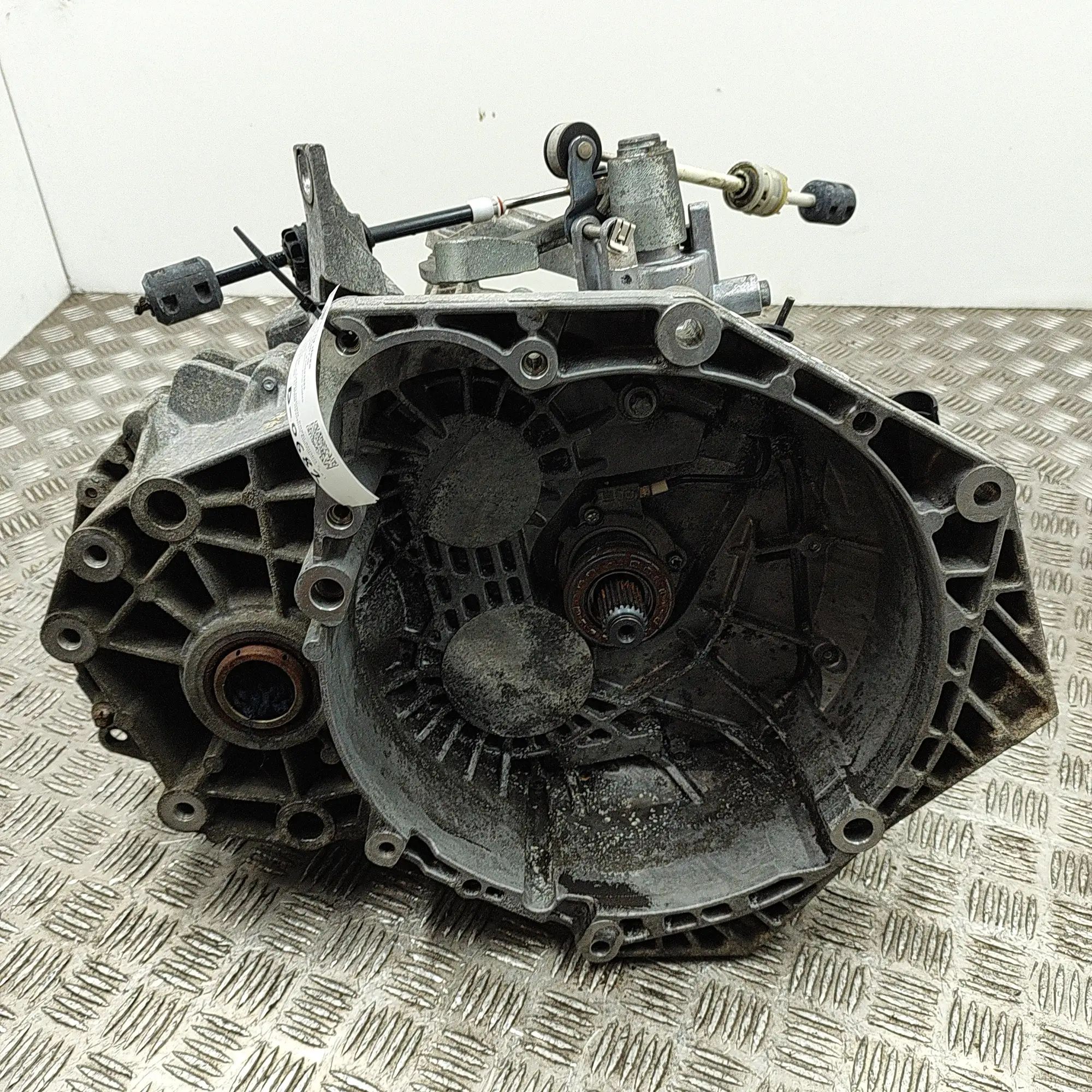 Opel Insignia (A) Gearbox Gearbox — OPEL INSIGNIA A (G09) (2008-2017) — R...