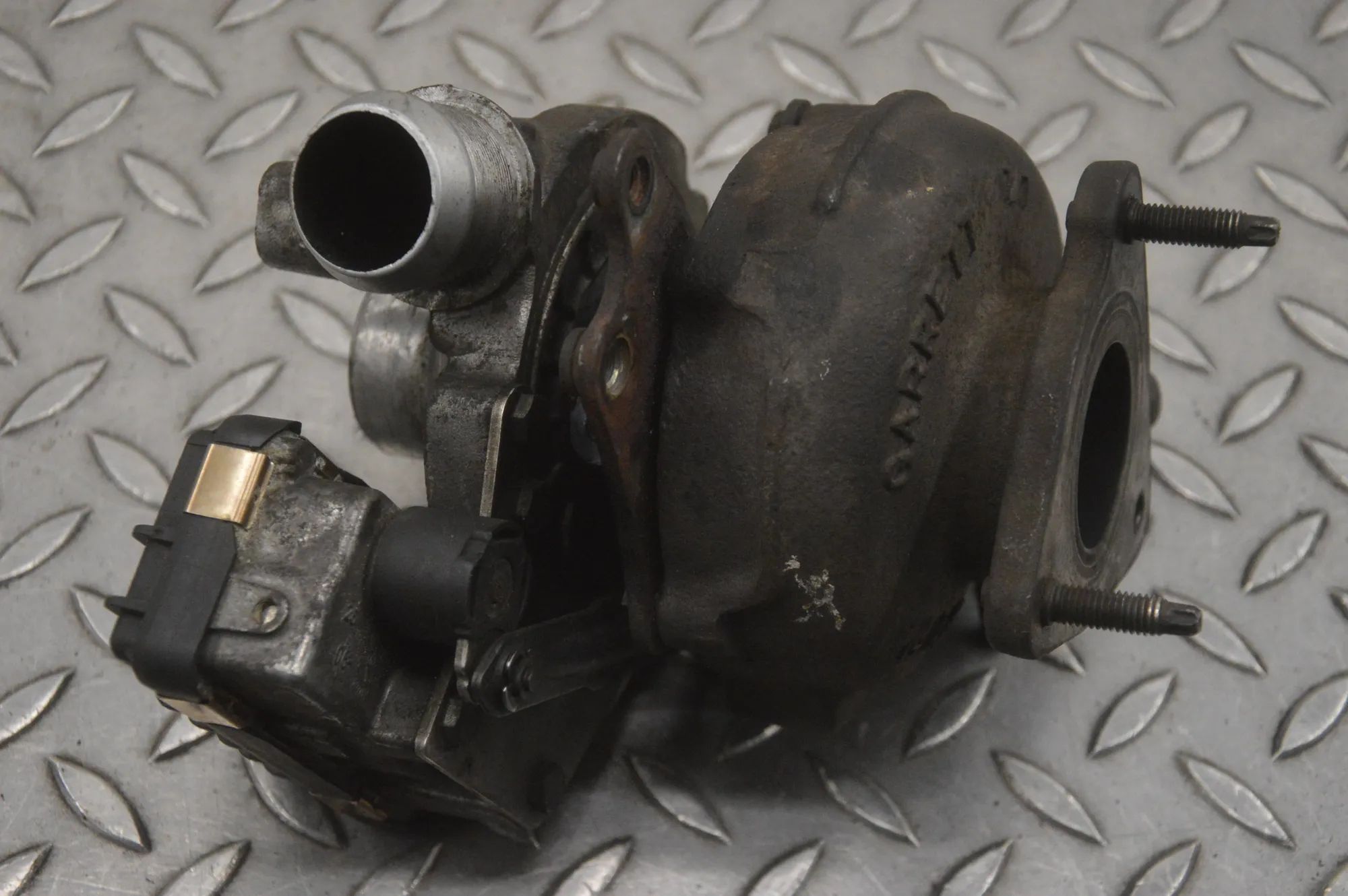 Jaguar XJ Turbocharger Turbocharger — JAGUAR XJ (X350, X358) (2003-200...