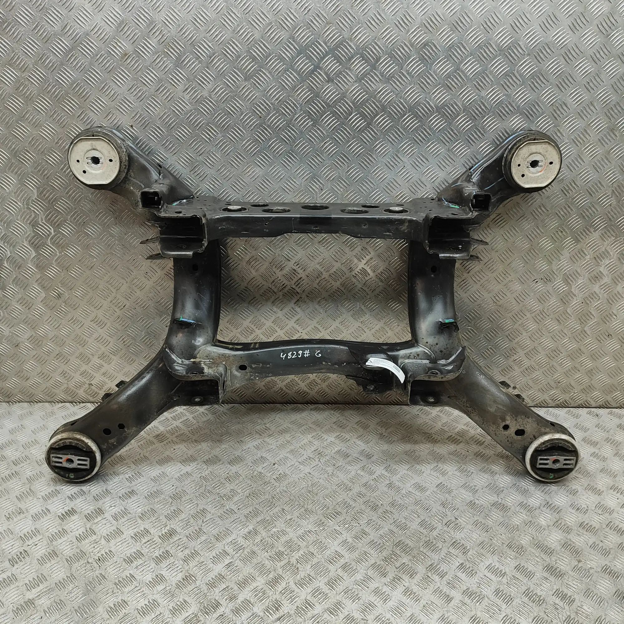 Mercedes-Benz GLE (W167) Rear subframe Rear subframe — MERCEDES BENZ GLE (W167) (2019-...