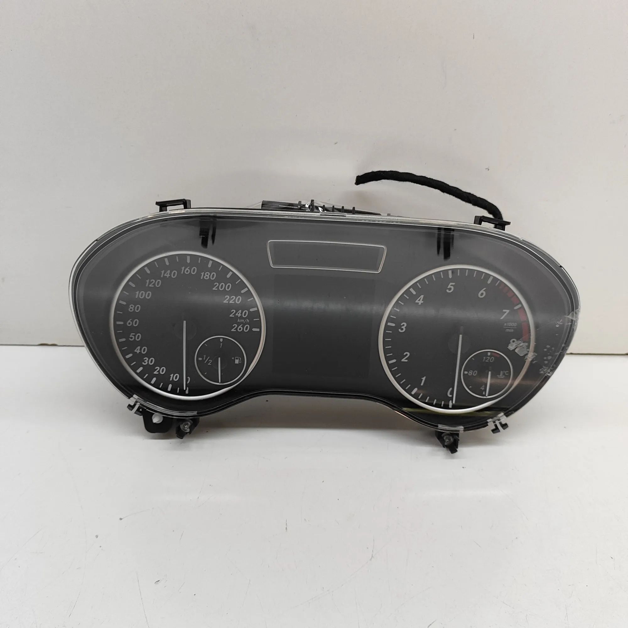 Mercedes-Benz A (W176) Instrument Cluster Speedometer Instrument Cluster Speedometer — MERCEDES BENZ ...