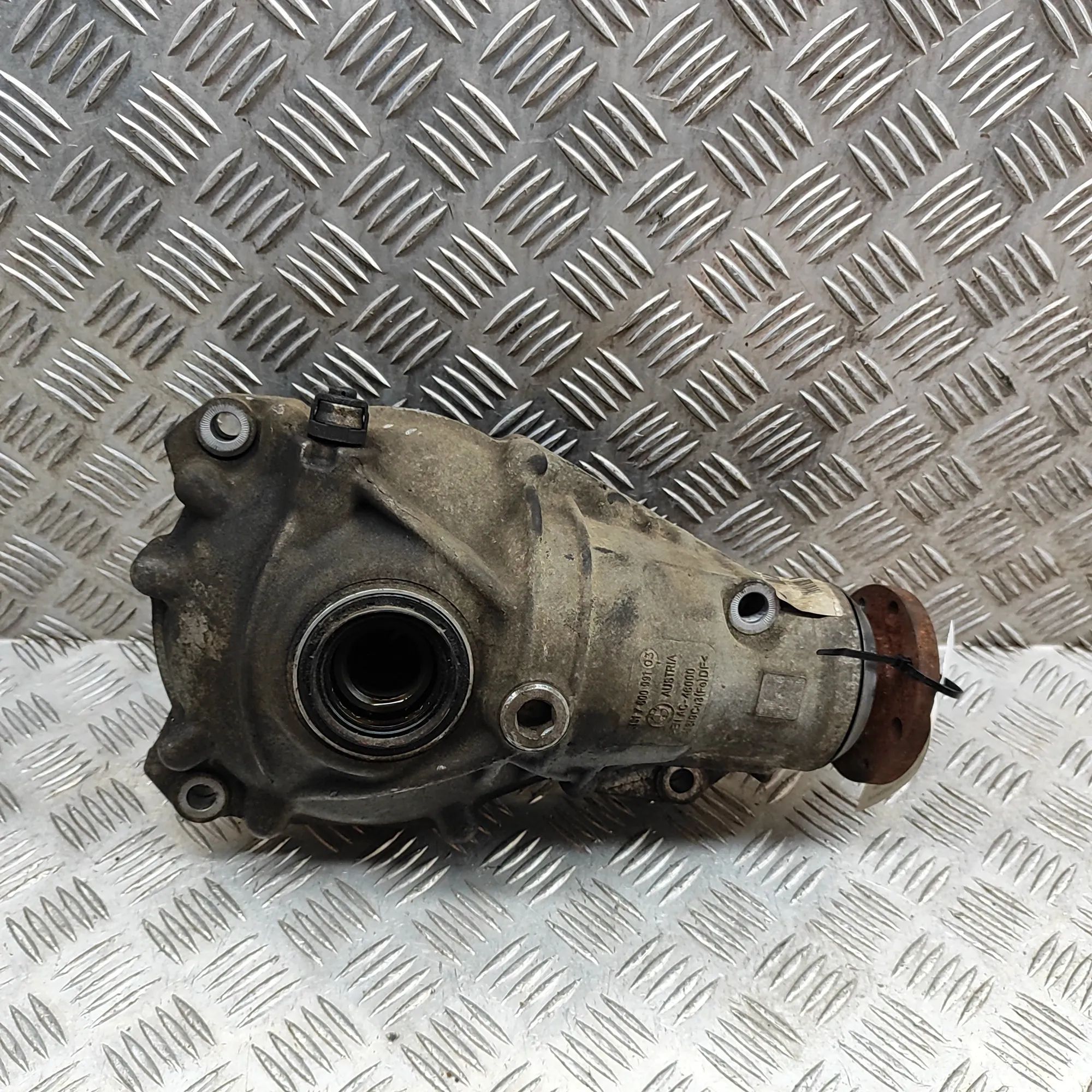 BMW 3 (F30 / F31) передний редуктор Front differential — BMW 3 SERIES (F30, F31, F3...