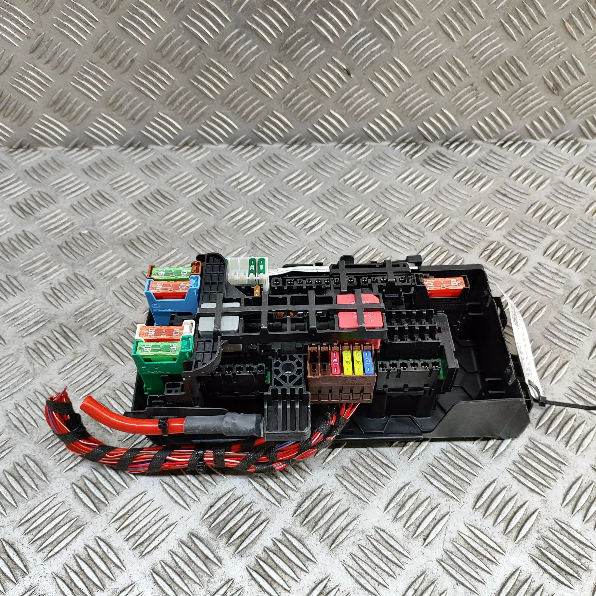 Mercedes-Benz GLE (W167) Fuse box Fuse box — MERCEDES BENZ GLE (W167) (2019-PRESE...