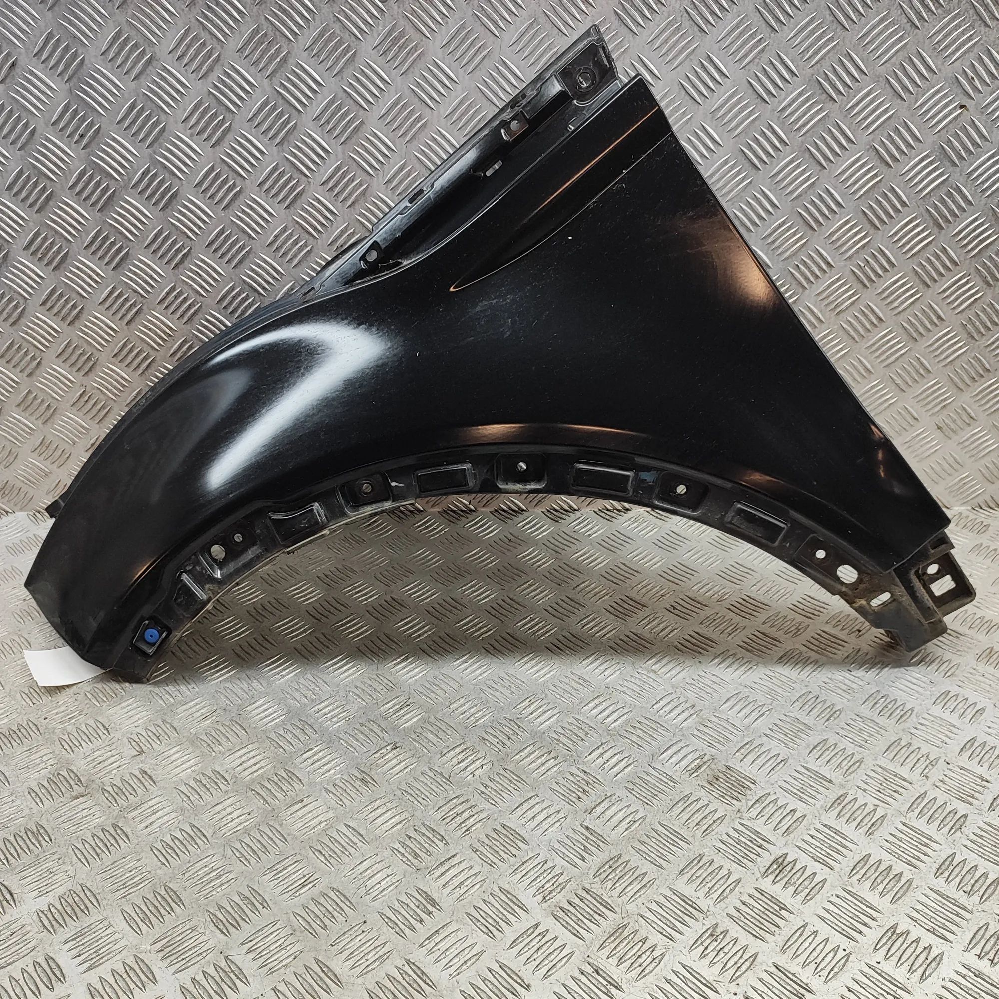 Land Rover Range Rover Evoque Front Left Fender Front Left Fender — LAND ROVER RANGE ROVER EVOQ...