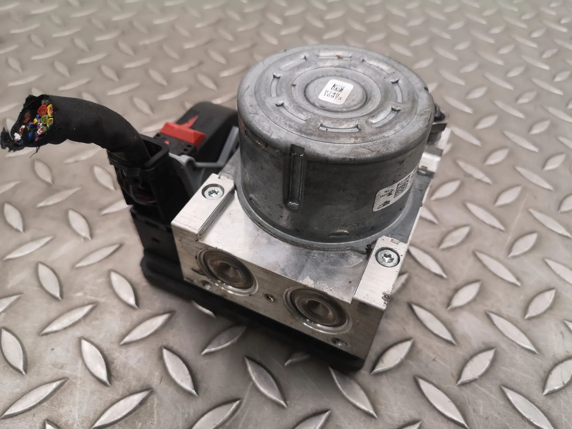 Jaguar E-Pace ABS hydraulic pump ABS Pump — JAGUAR E-PACE (X540) (2017-PRESENT) ...