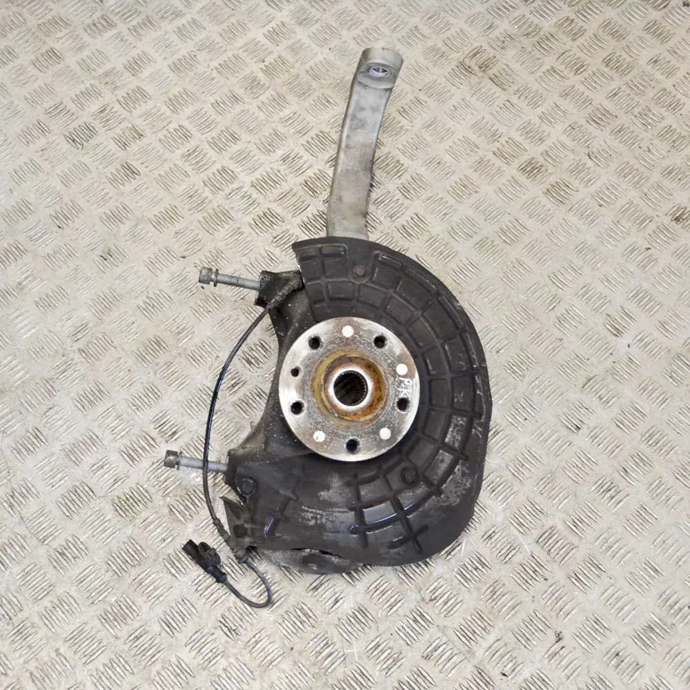 Maserati Ghibli Front Left Wheel Hub Front Left Wheel Hub — MASERATI GHIBLI (M157) (...