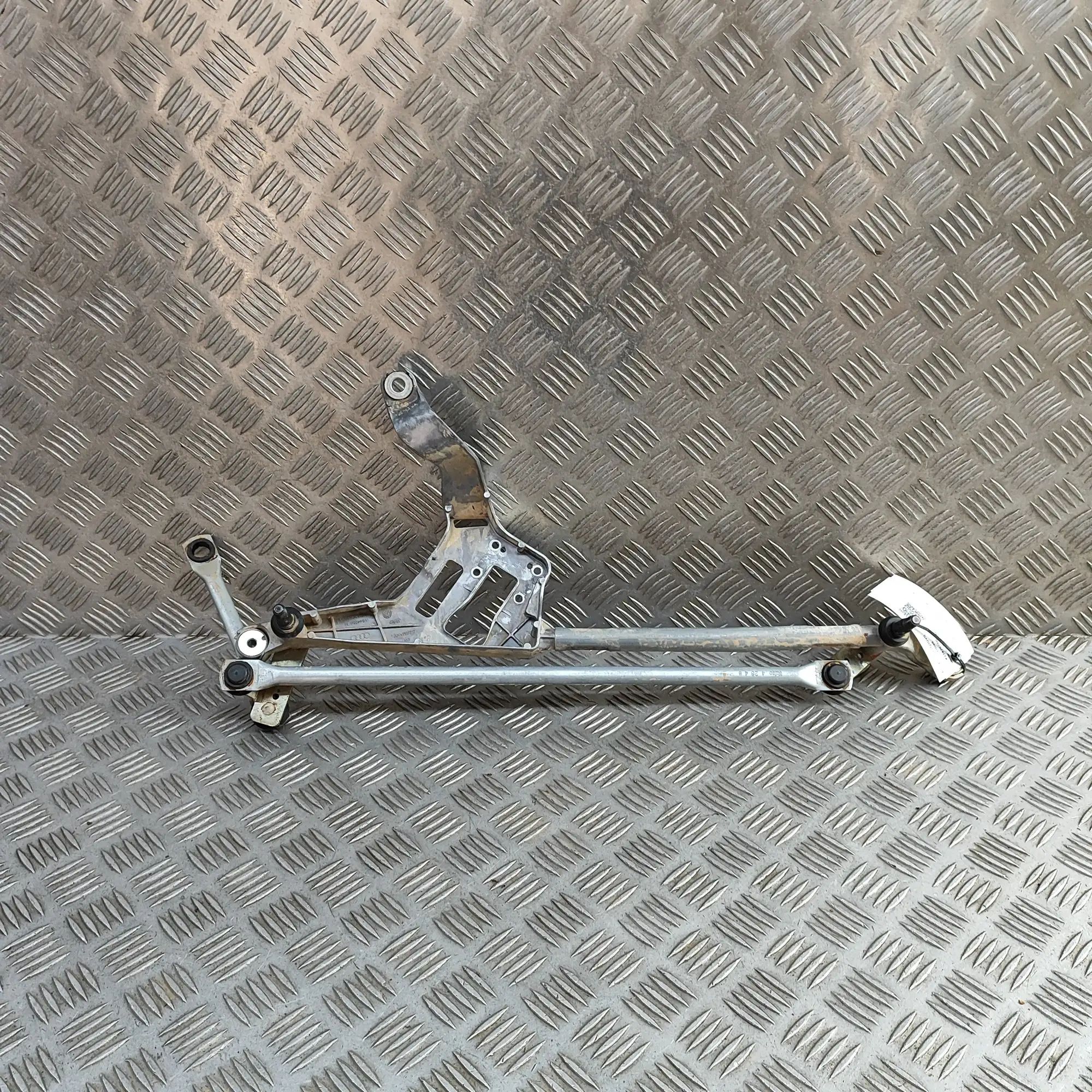Audi A5 (B10) Front Windshield Wiper Mechanism Front Windshield Wiper Mechanism — AUDI A5 (Ava...