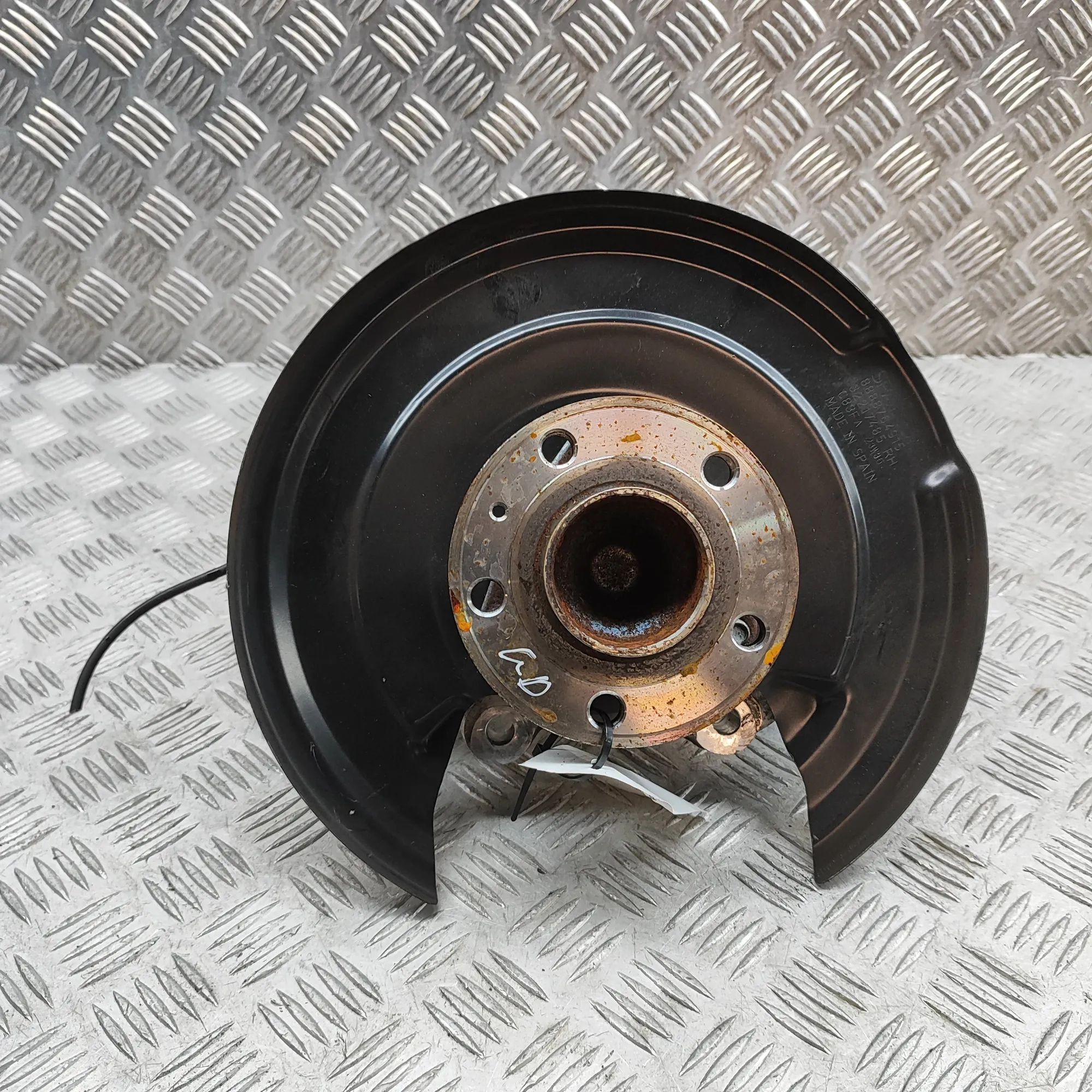 Volvo XC40 / EX40 Rear Right Wheel Hub Rear Right Wheel Hub — VOLVO XC40 (2018-2024) —...