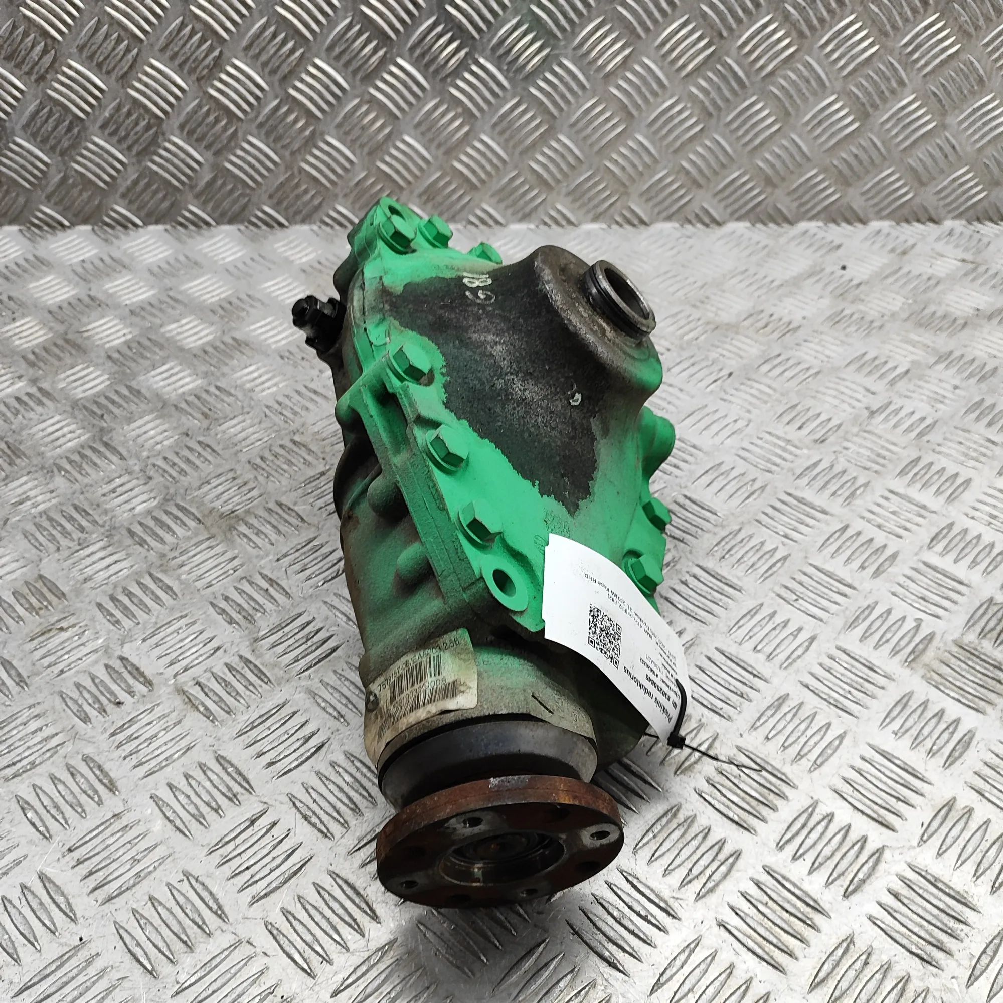 BMW 4 (F32 / F33 / F36) front differential Front differential — BMW 4 SERIES (F32, F33, F3...