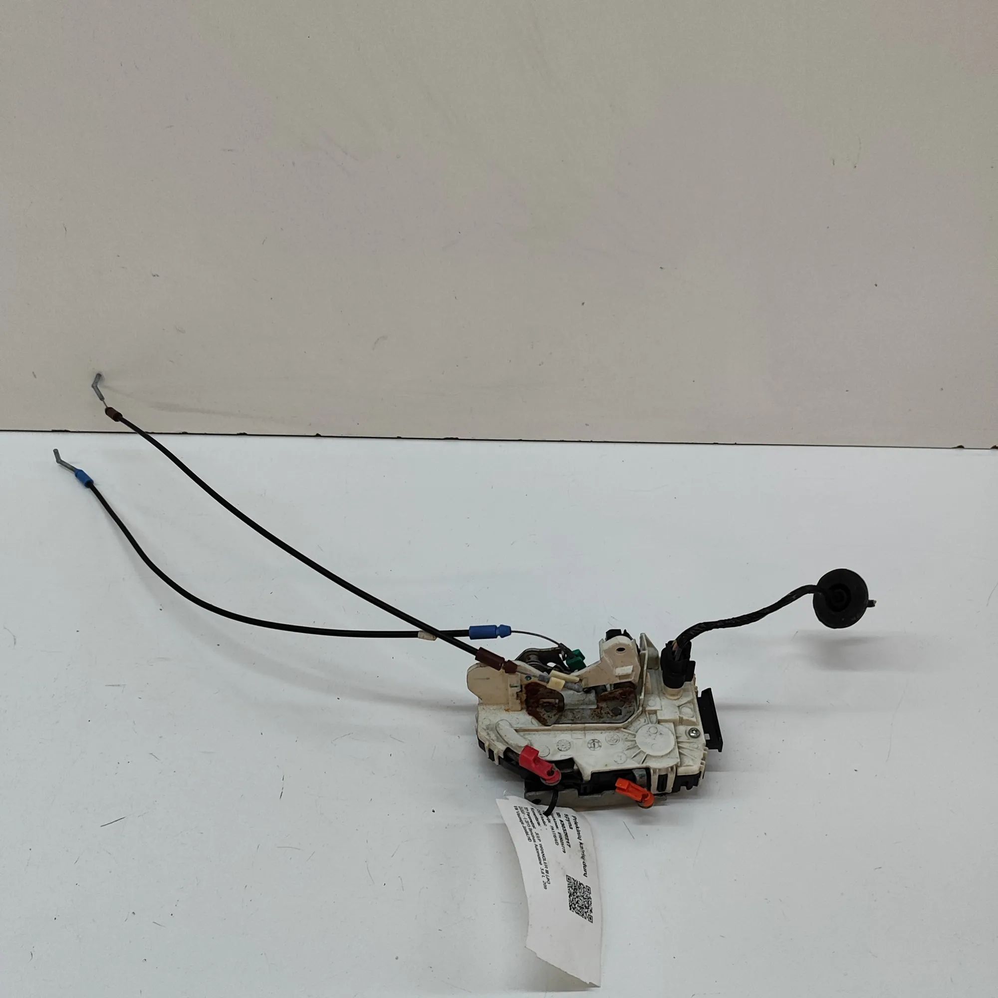 Jeep Wrangler (JK) Door lock — front left Door lock — front left — JEEP WRANGLER (III JK)...