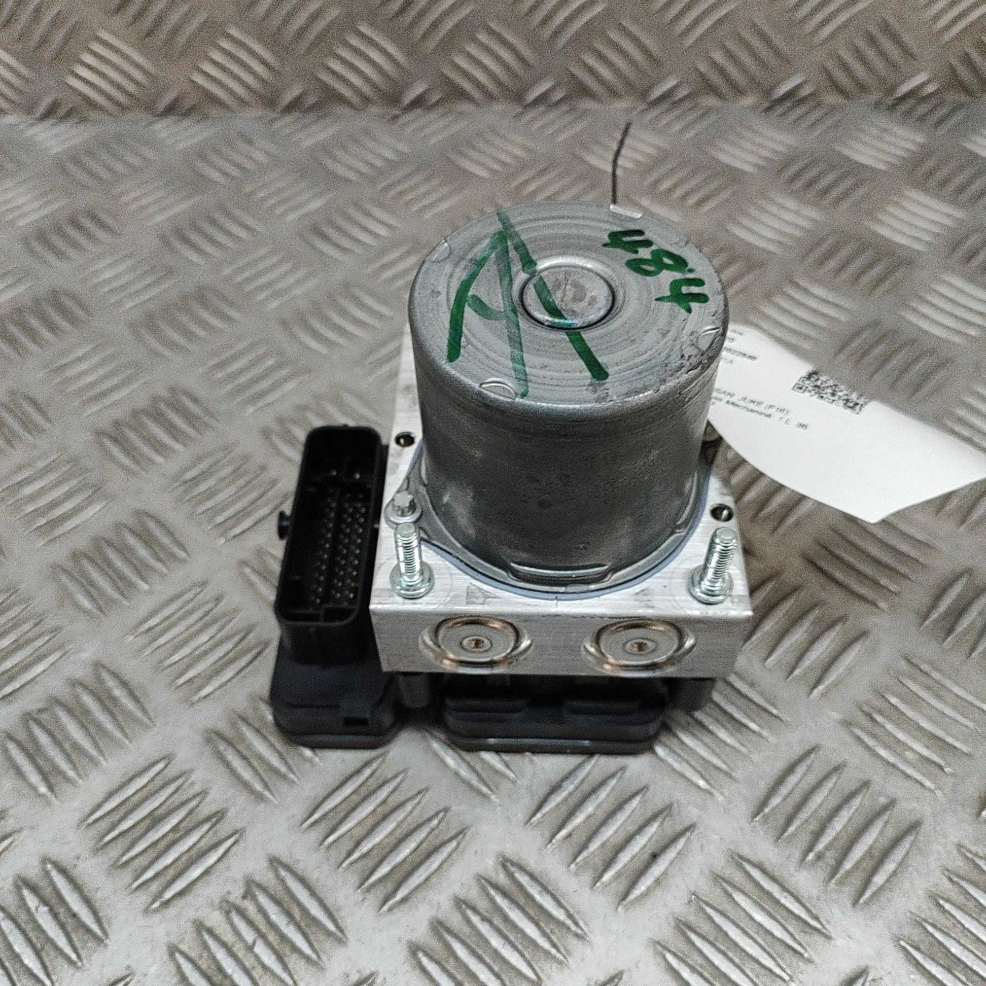 Nissan Juke ABS Hydraulipumppu ABS Pump — NISSAN JUKE (F16) (2019-PRESENT) — 4...