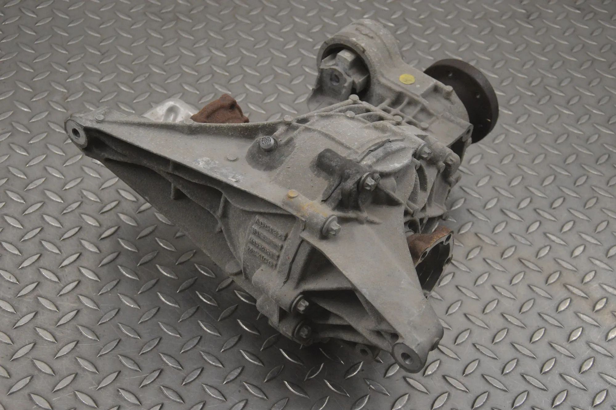 Audi Q5 (FY) takatasauspyörästö Rear differential — AUDI Q5 (FYB, FYG, FYT) (20...