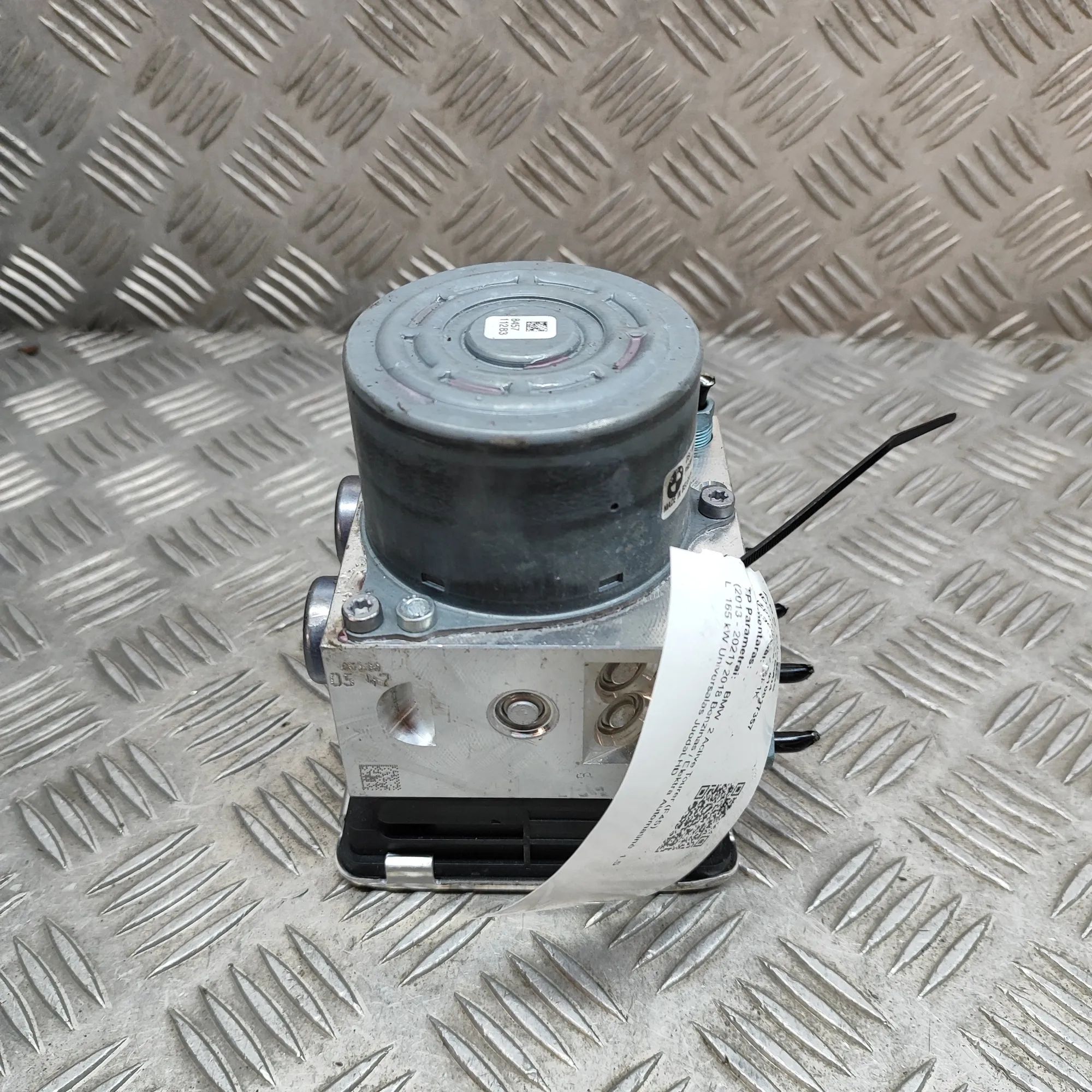 BMW 2 (F22 / F23) ABS hydraulic pump ABS Pump — BMW 2 SERIES (Active Tourer F45) (20...