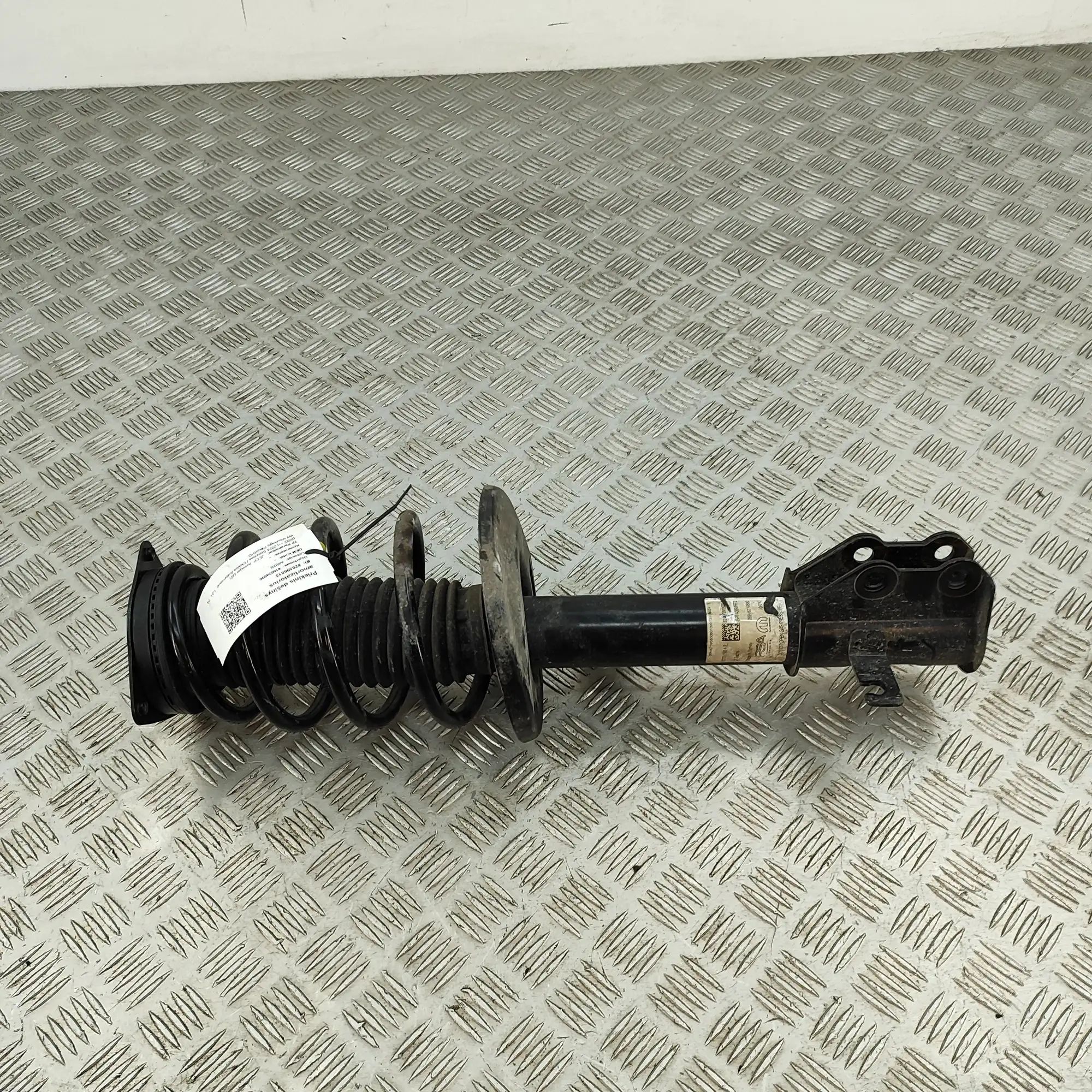 Jeep Avenger Shock absorber — front right Shock absorber — front right — JEEP AVENGER (J2...
