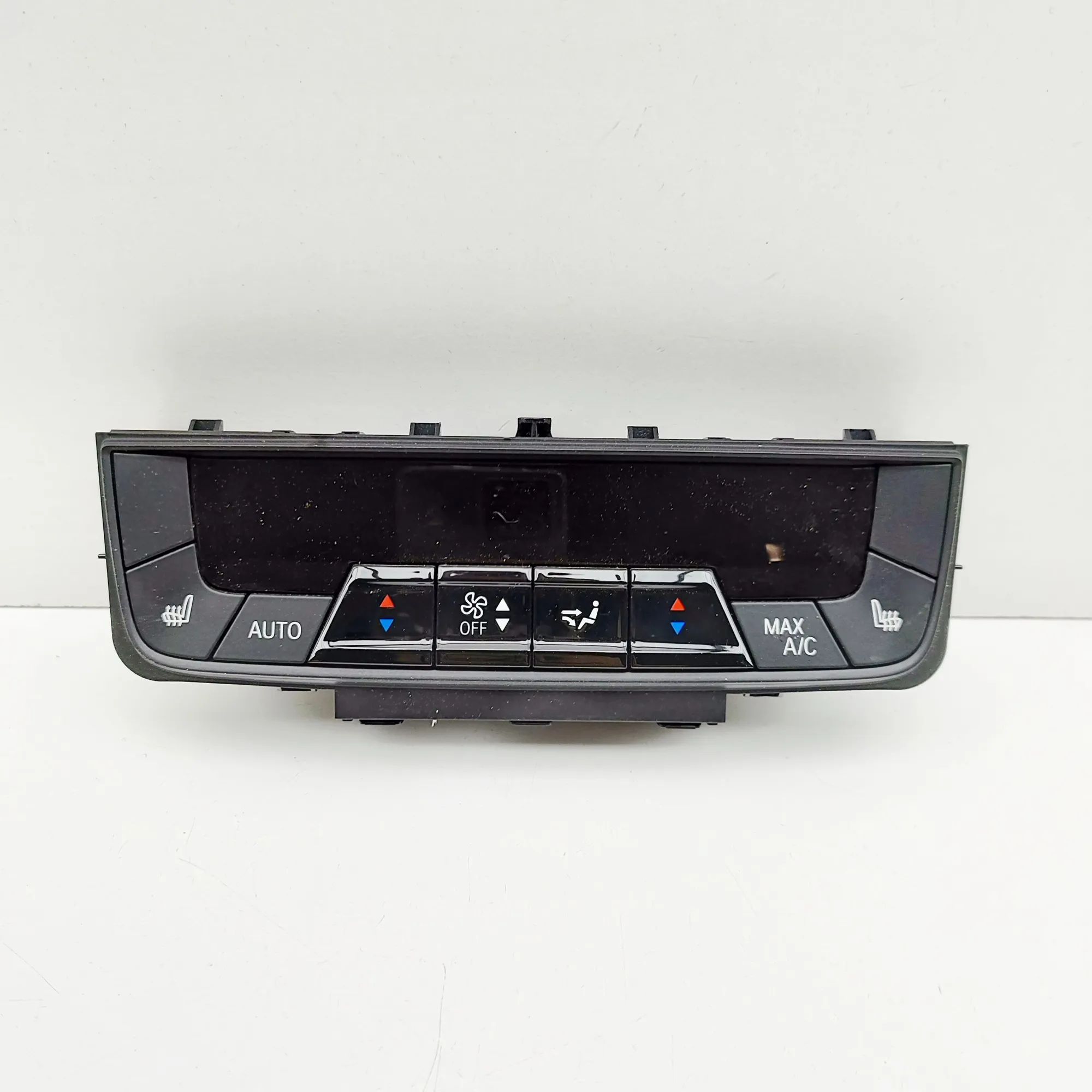 BMW iX (I20) Climate control unit Climate control unit — BMW IX (I20) (2021-PRESE...