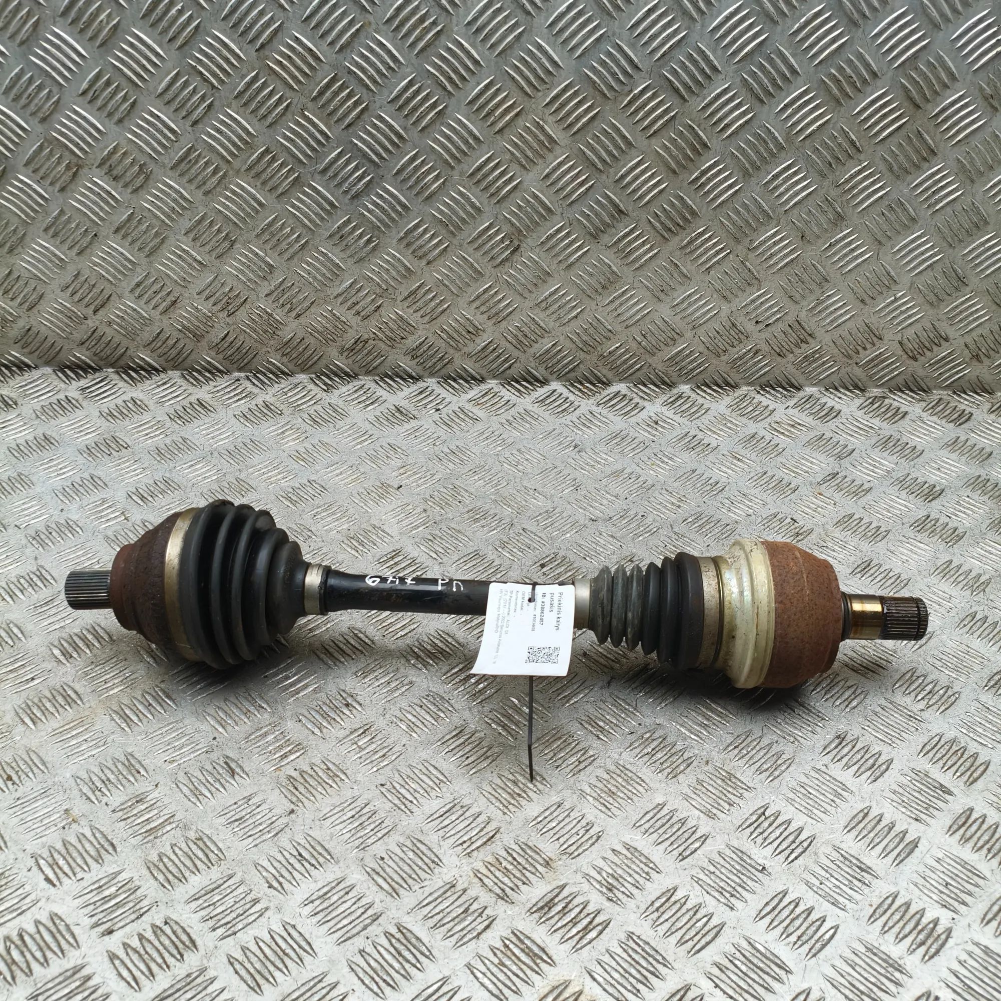 Audi Q3 (F3) Front Left Driveshaft Front Left Driveshaft — AUDI Q3 (F3) (2018-PRES...