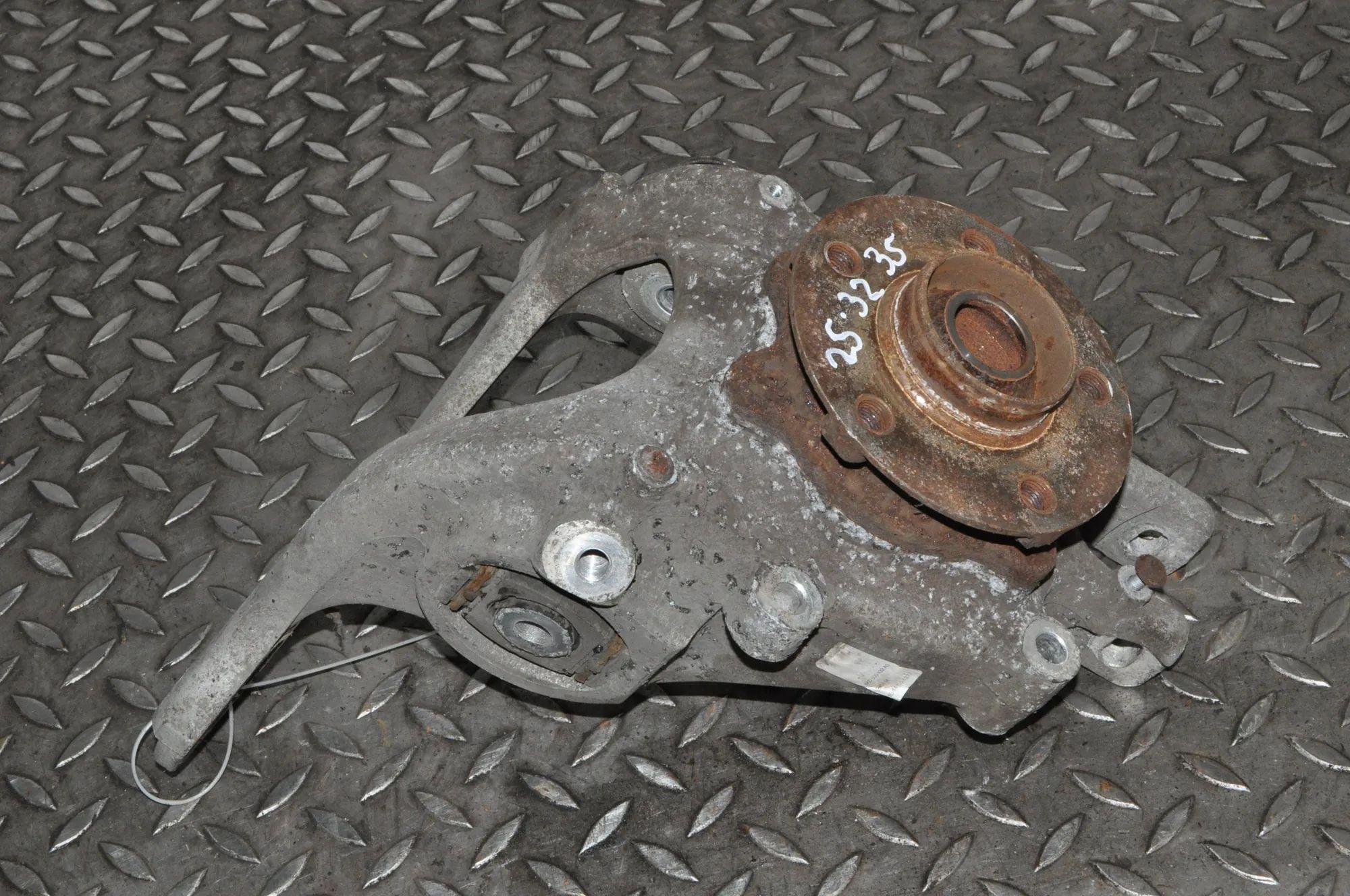 Audi A5 (B8) Rear Right Wheel Hub