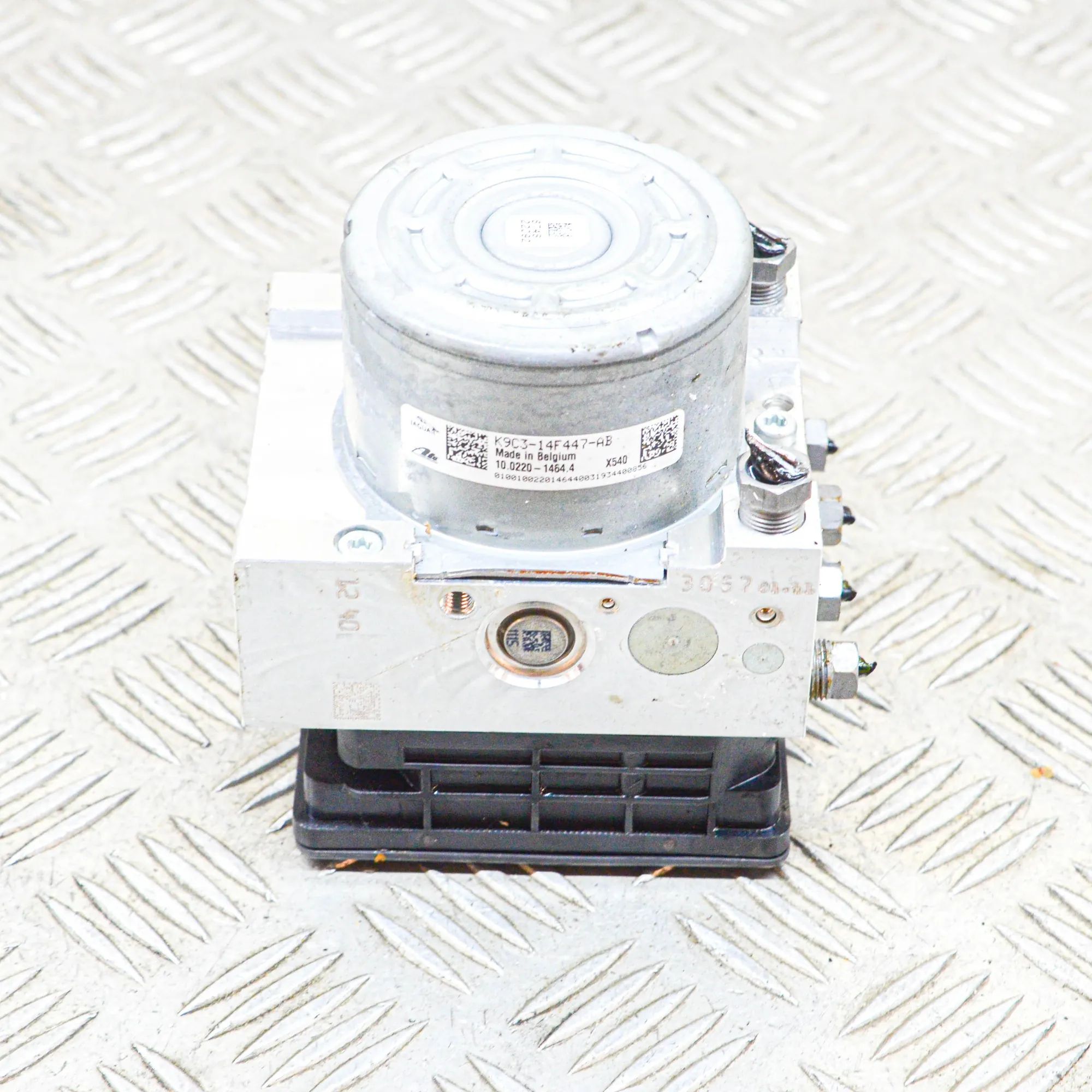 Jaguar E-Pace ABS hydraulic pump ABS Pump — JAGUAR E-PACE (X540) (2017-PRESENT) ...