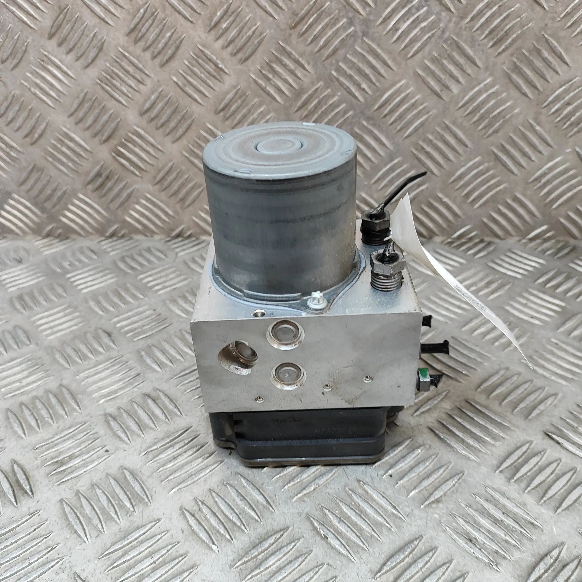 Land Rover Range Rover Velar ABS hydraulic pump ABS Pump — LAND ROVER RANGE ROVER VELAR (L560) ...