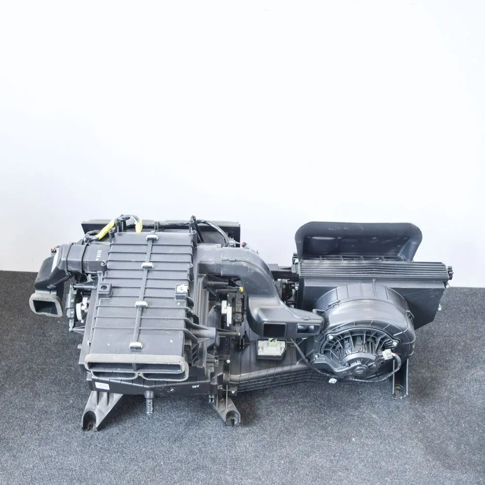 Tesla Model X Interior Heater Interior Heater — TESLA MODEL X (5YJX) (2013-PR...