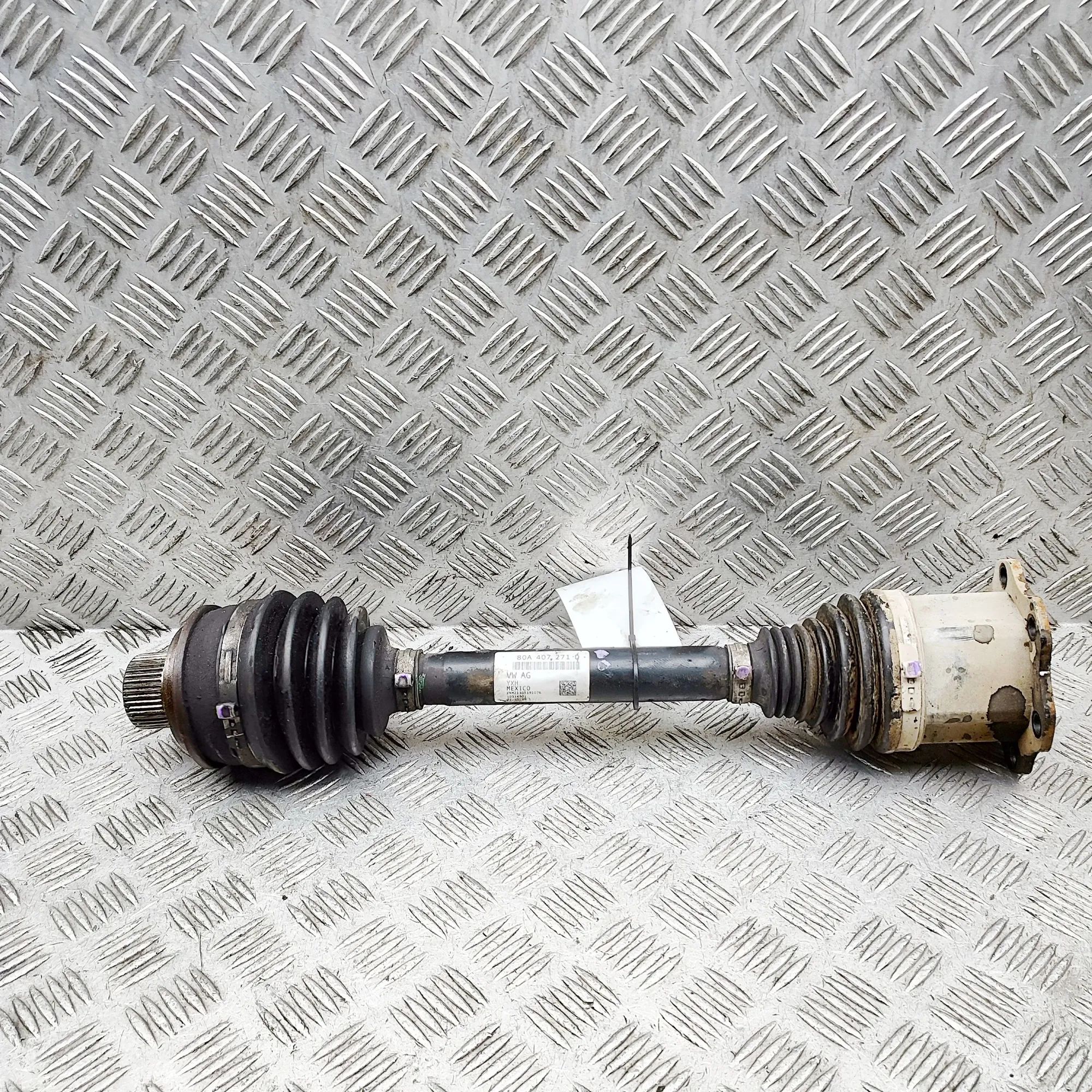 Audi Q5 (FY) Front Left Driveshaft