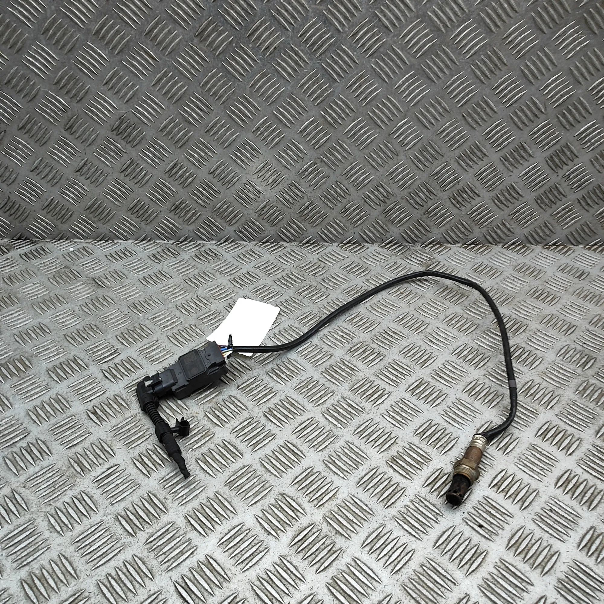 Volkswagen Golf 8 Lambda Oxygen Sensor Lambda Oxygen Sensor — VW GOLF (VIII CD1) (2020...